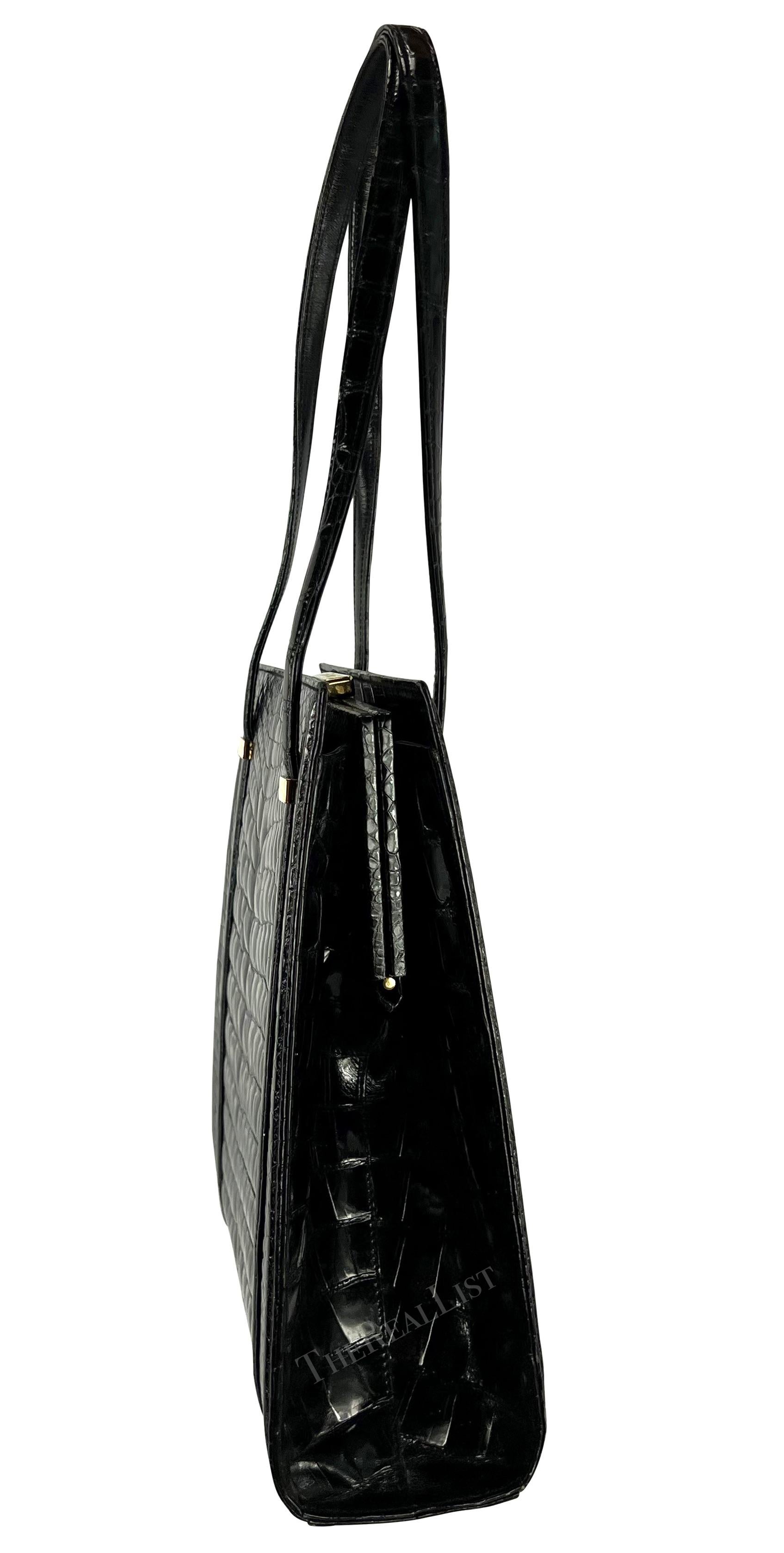 F/W 1996 Gucci by Tom Ford Large Black Glossy Crocodile Shoulder Bag For Sale 2