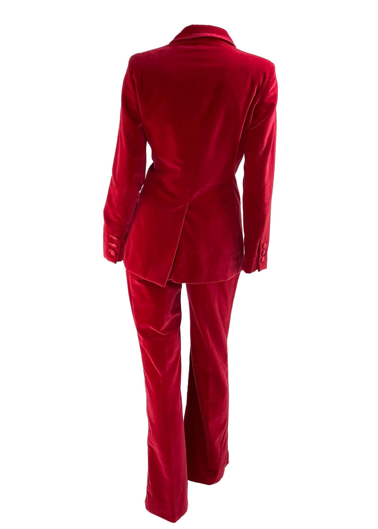 Women's F/W 1996 Gucci by Tom Ford Red Velvet Tuxedo Documented Museum Piece