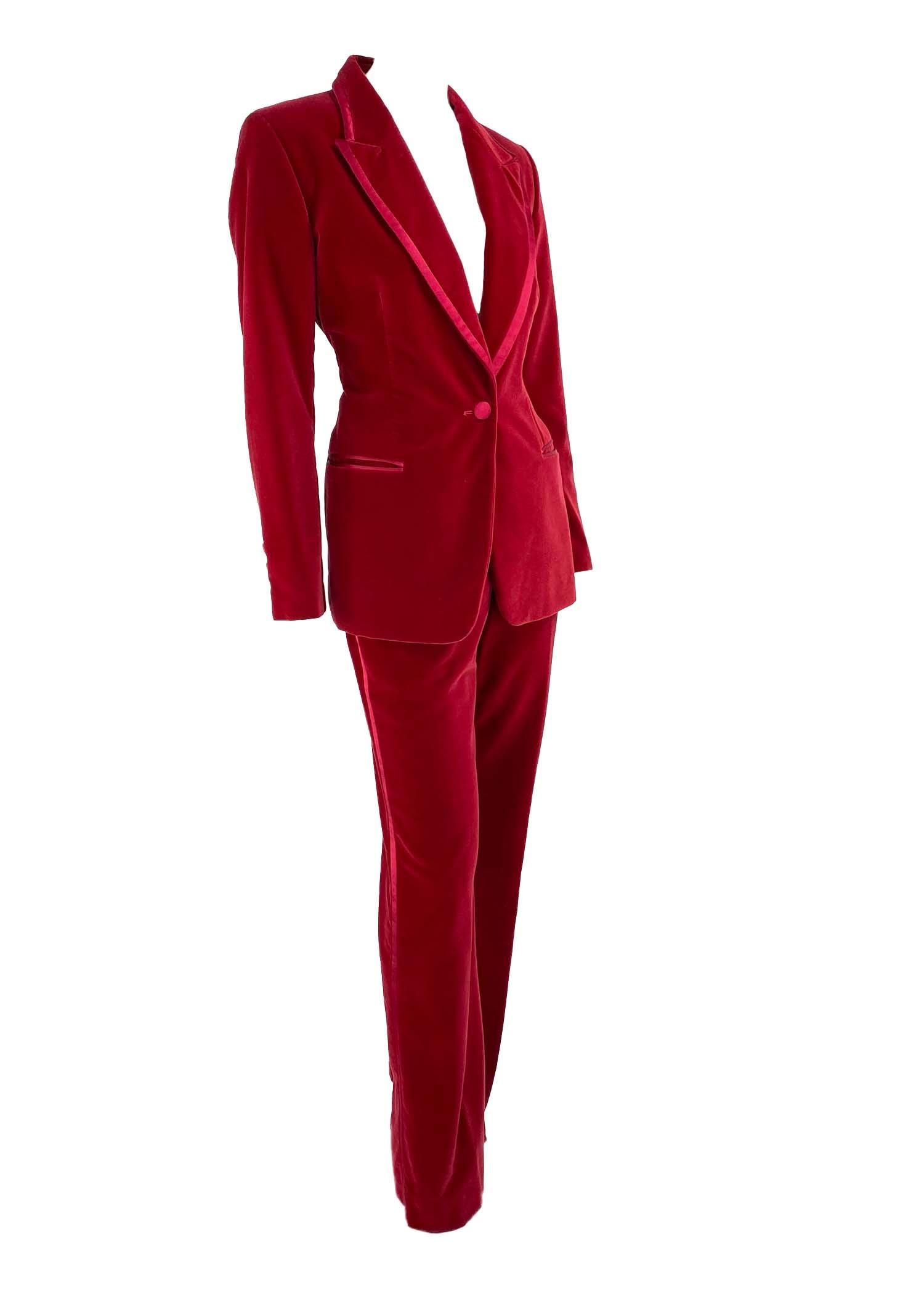 F/W 1996 Gucci by Tom Ford Red Velvet Tuxedo Documented Museum Piece 2