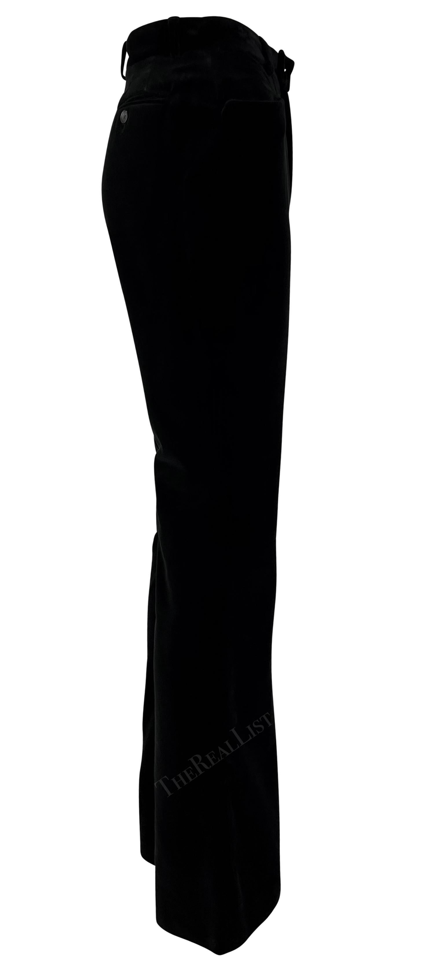 F/W 1996 Gucci by Tom Ford Runway Pantalones de esmoquin de terciopelo negro en venta 1