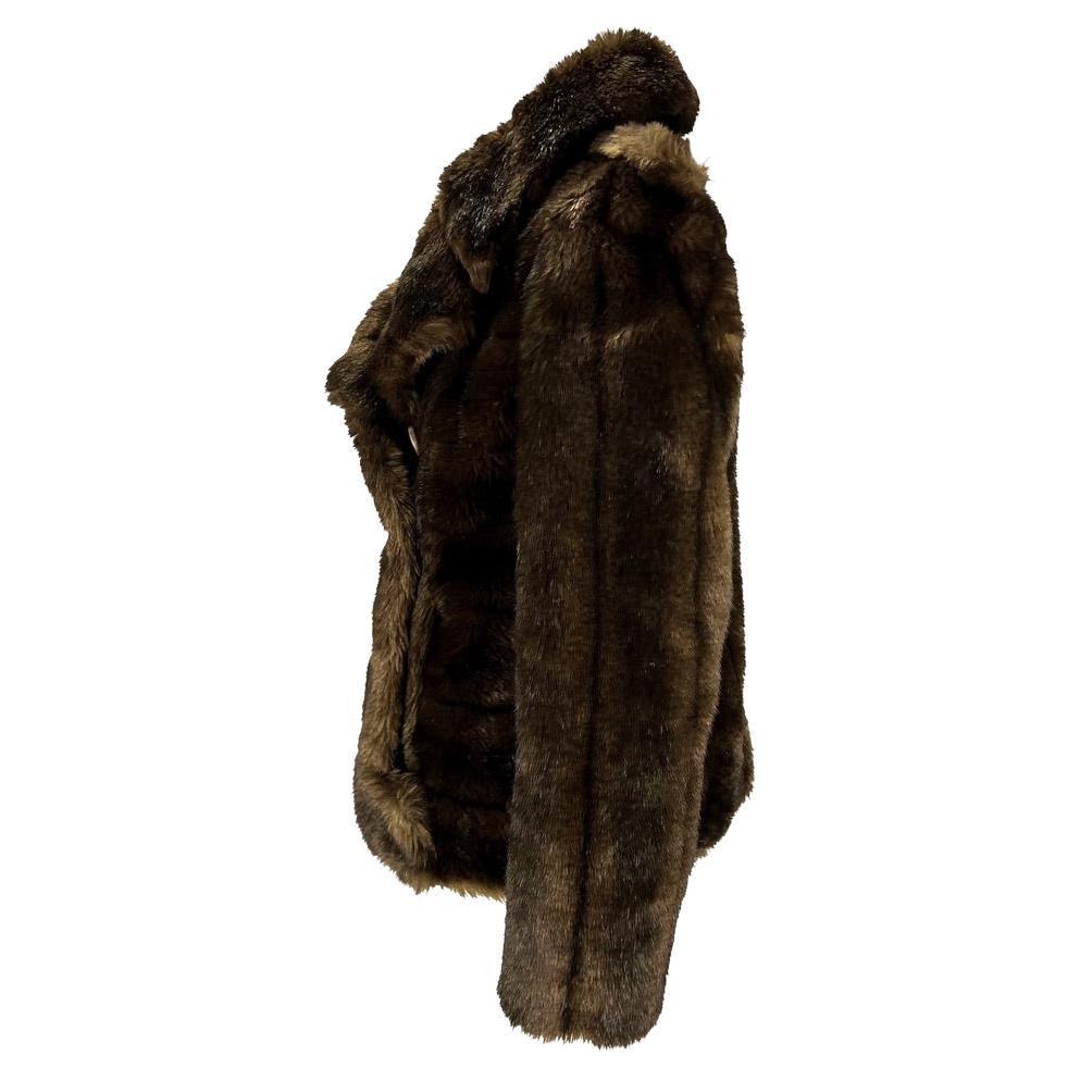 Noir F/W 1996 Gucci by Tom Ford Runway Kate Moss Brown Faux Fur Cropped Jacket en vente