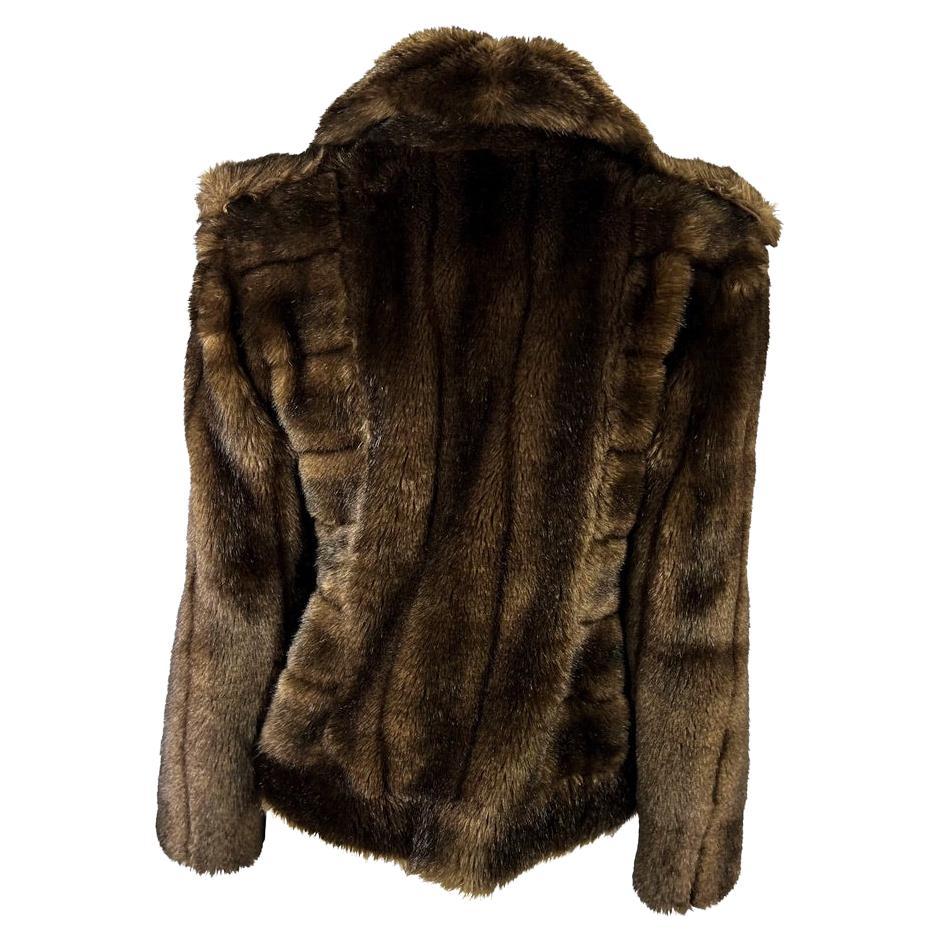 F/W 1996 Gucci by Tom Ford Runway Kate Moss Brown Faux Fur Cropped Jacket Excellent état - En vente à West Hollywood, CA