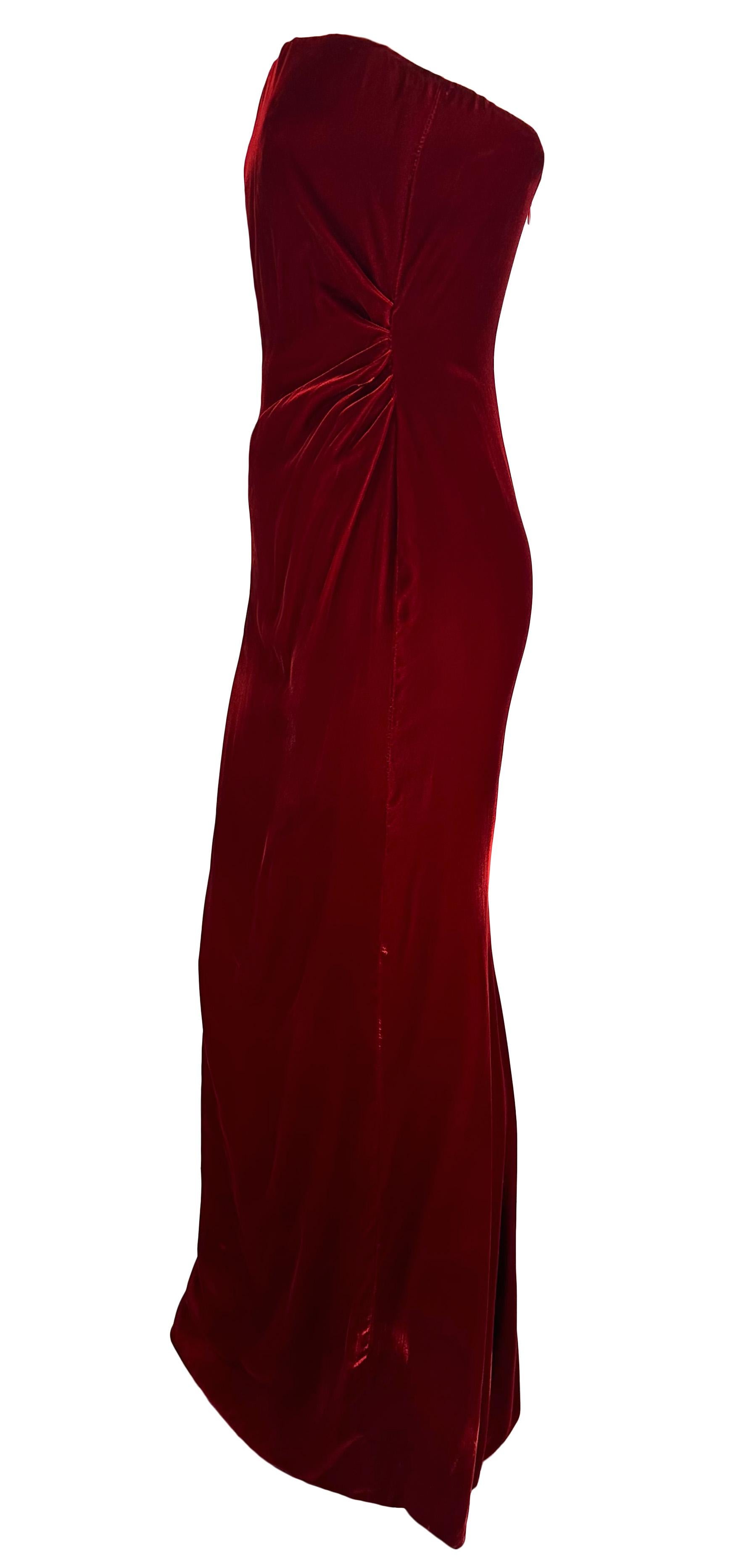 Women's F/W 1997 Bill Blass Runway Deep Red Velvet Strapless Evening Gown For Sale