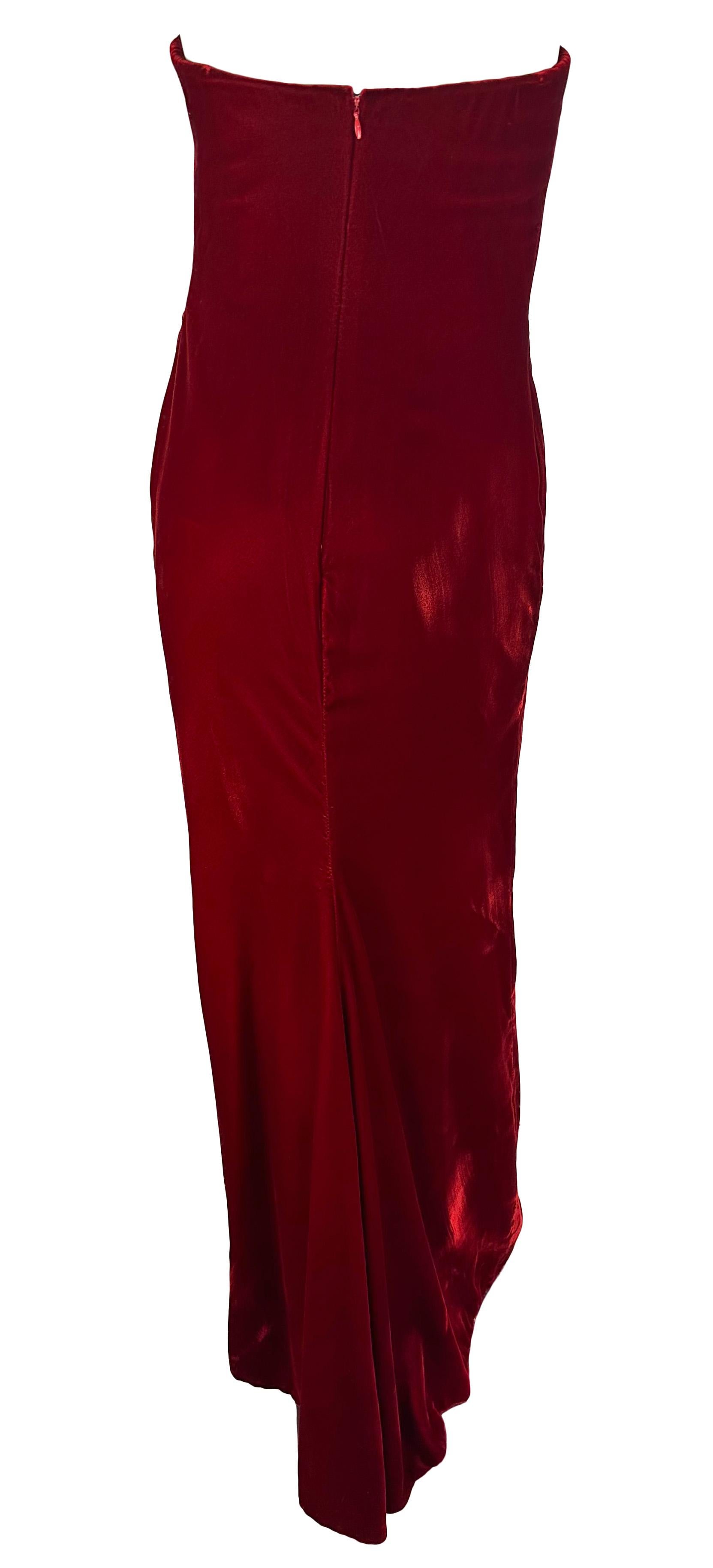 F/W 1997 Bill Blass Runway Deep Red Velvet Strapless Evening Gown For Sale 2
