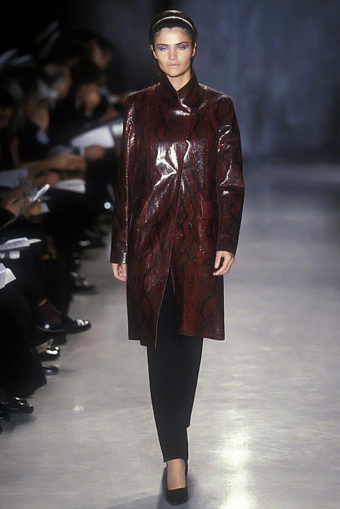 F/W 1997 Donna Karan Runway Glossy Deep Burgundy Genuine Python Skin Coat In Good Condition In West Hollywood, CA