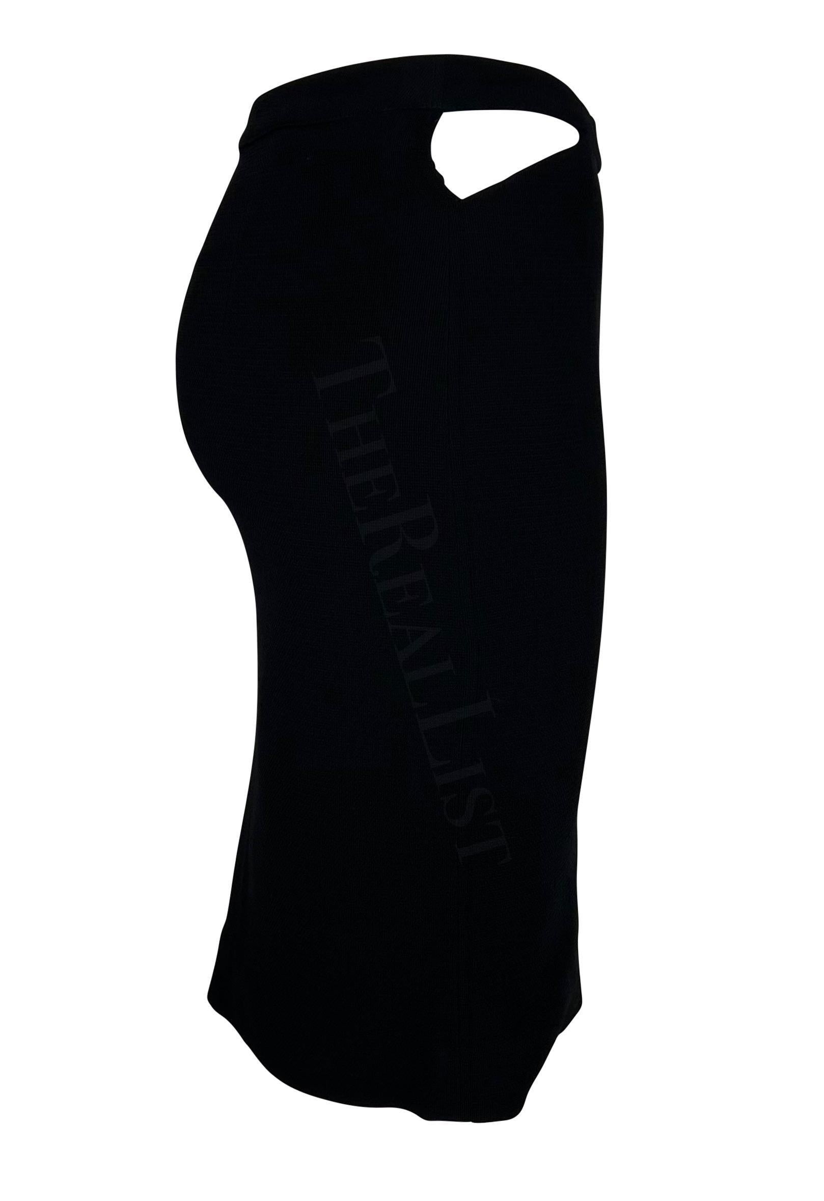 F/W 1997 Gianni Versace Jupe Runway noire à découpes en vente 2