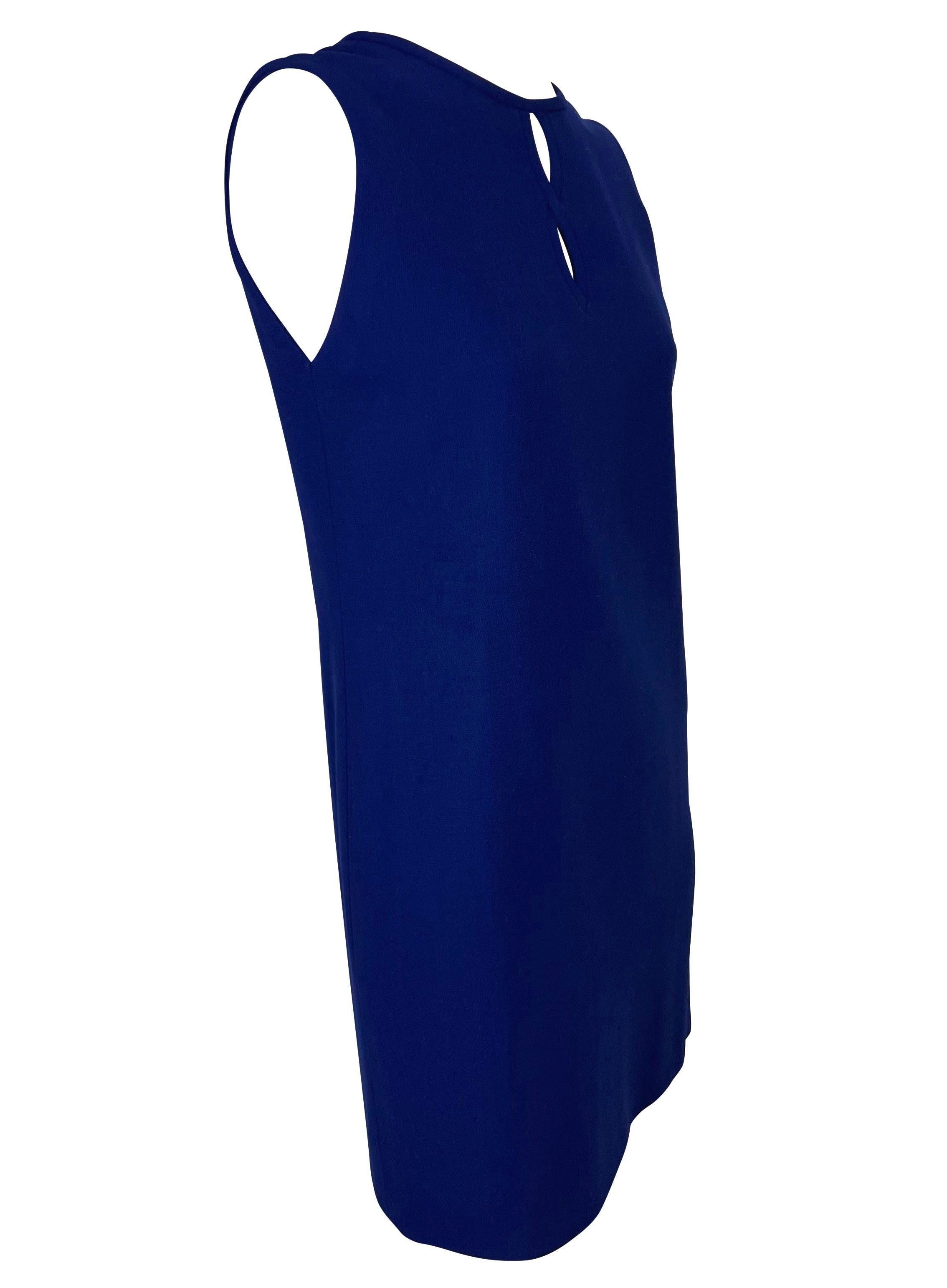 F/W 1997 Gianni Versace Couture Robe en laine extensible bleu royal trou de serrure en vente 1