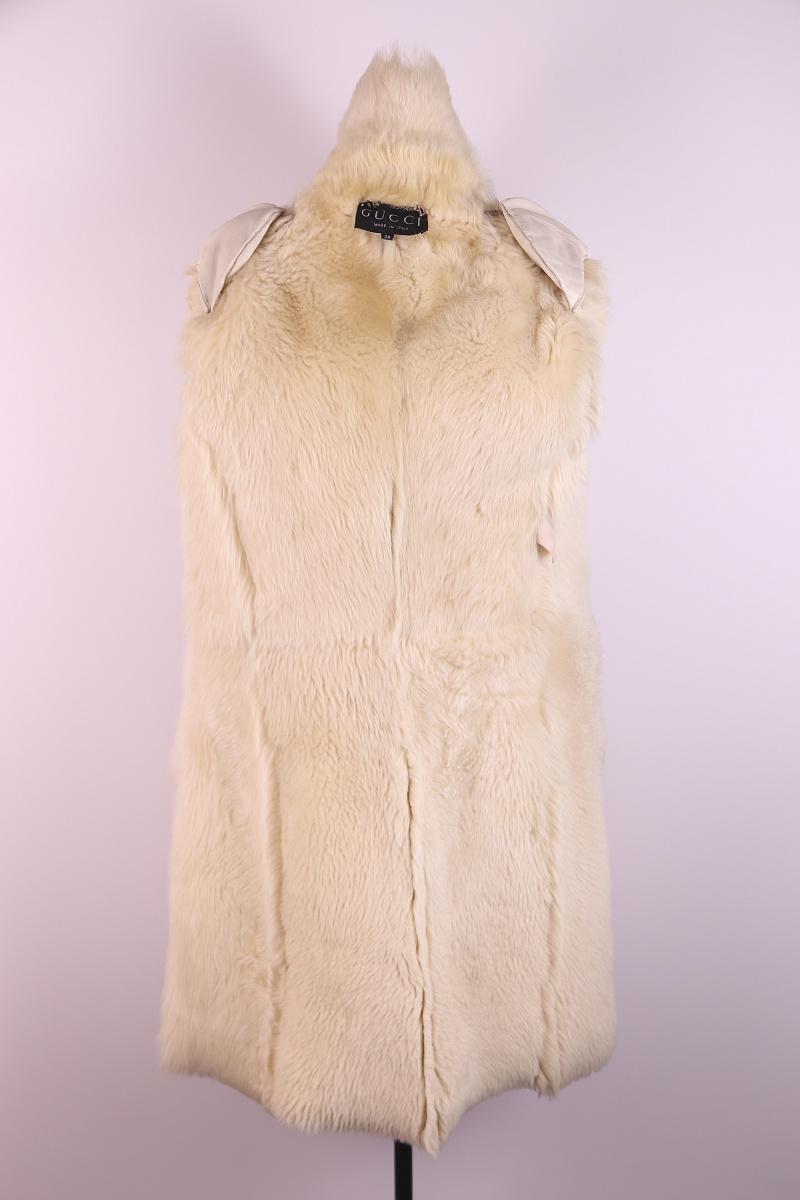 F/W 1997 Gucci by Tom Ford Beige Leather Shearling Fur Full-Length Coat In Good Condition For Sale In Алматинский Почтамт, KZ