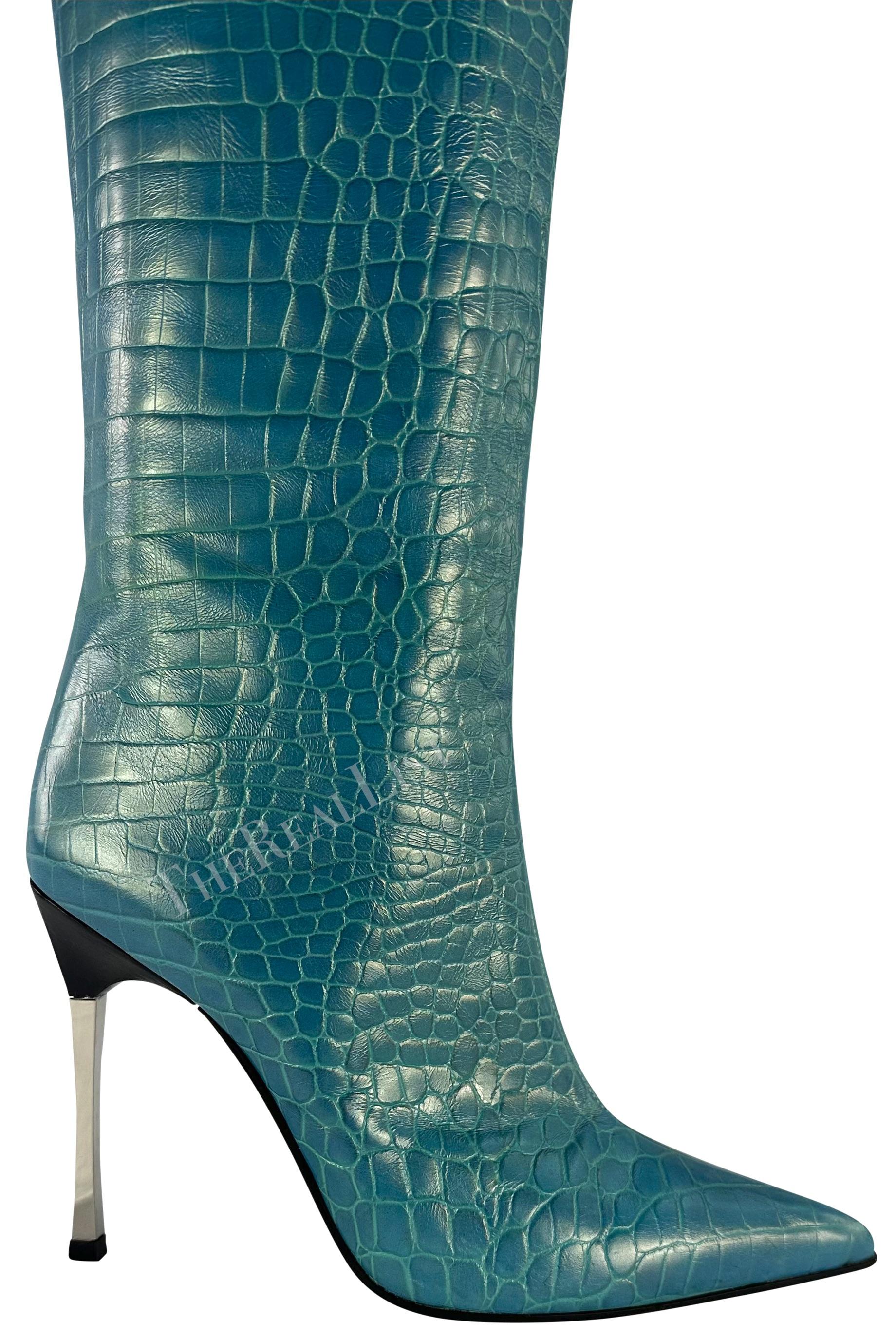 F/W 1997 Gucci by Tom Ford Blue Metallic Crocodile Embossed Heel Boots Size 10B For Sale 5