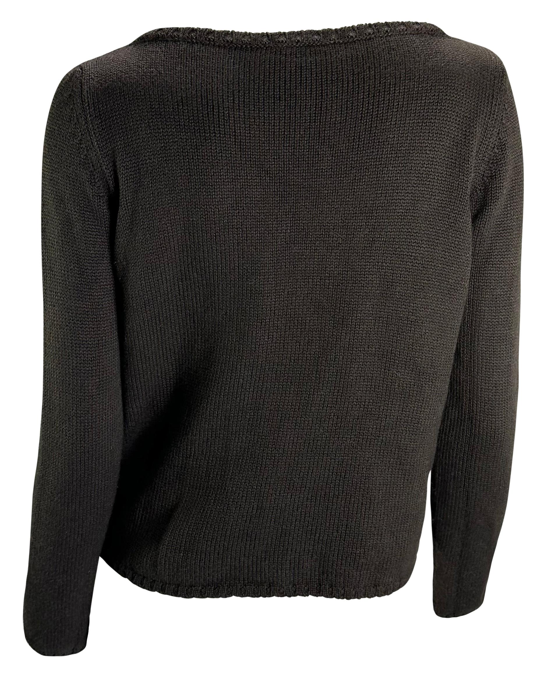 Women's or Men's F/W 1997 Gucci by Tom Ford Metal Logo Buckle Brown Knit Wool Pullover Sweater For Sale