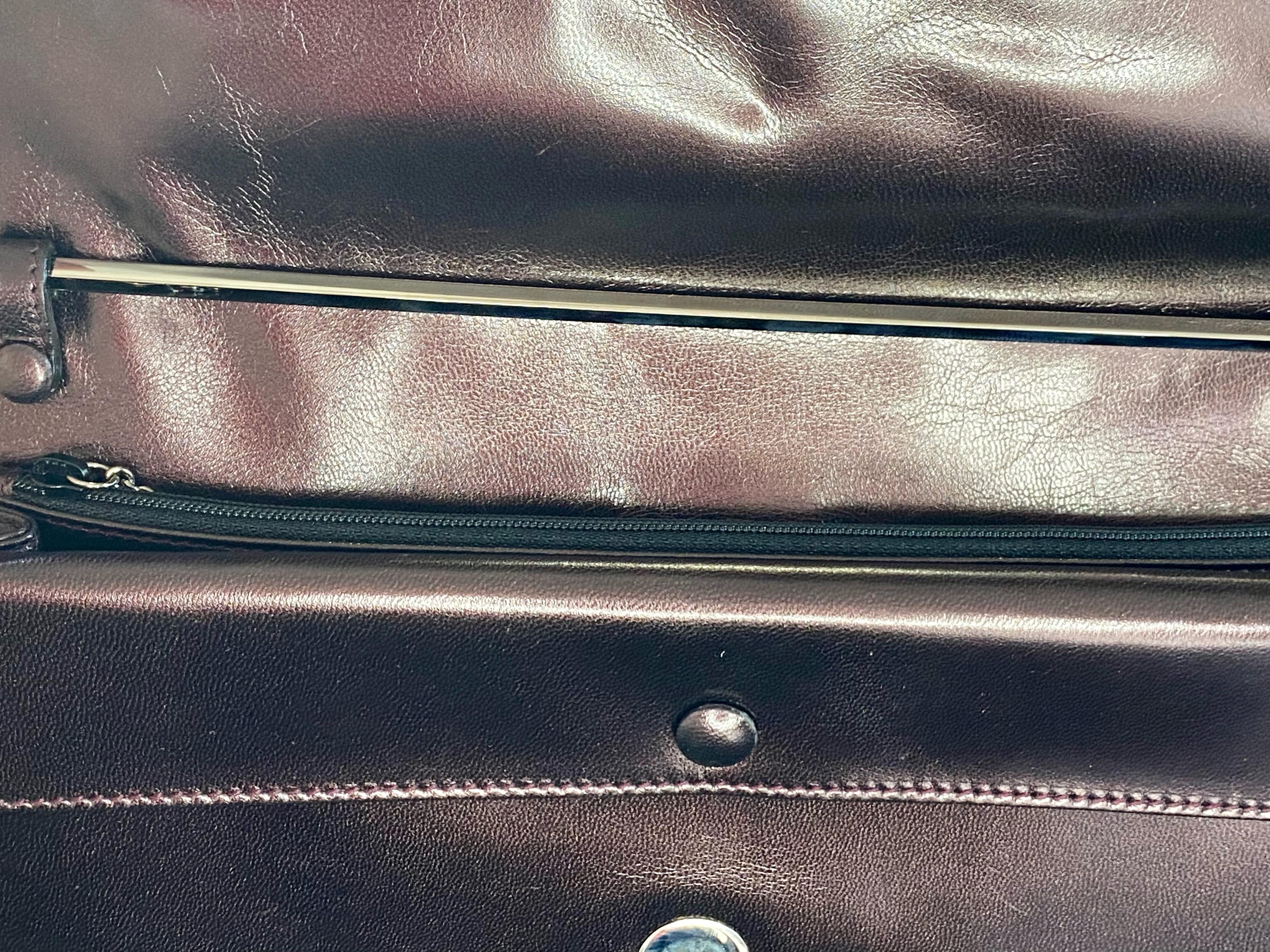 F/W 1997 Gucci by Tom Ford Modern Red Velvet Metal Ring Clutch Bag 3