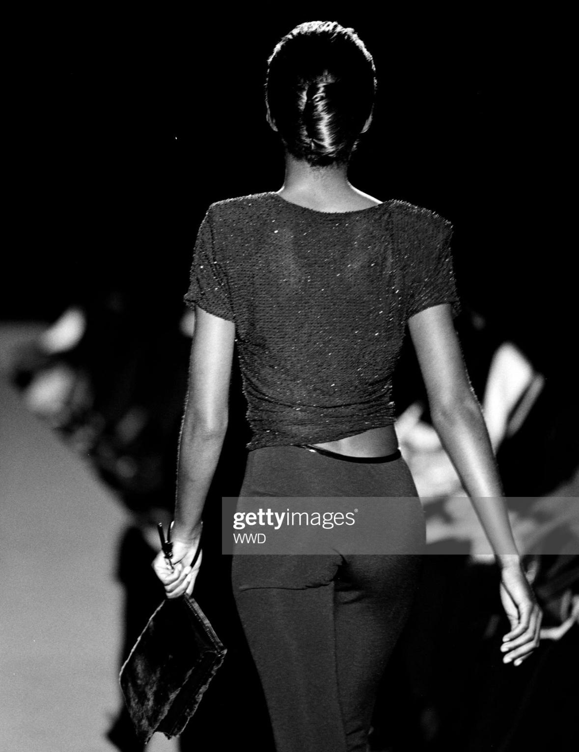 F/W 1997 Gucci by Tom Ford Runway Black Square 'G' Buckle Patent Stretch Pants For Sale 4
