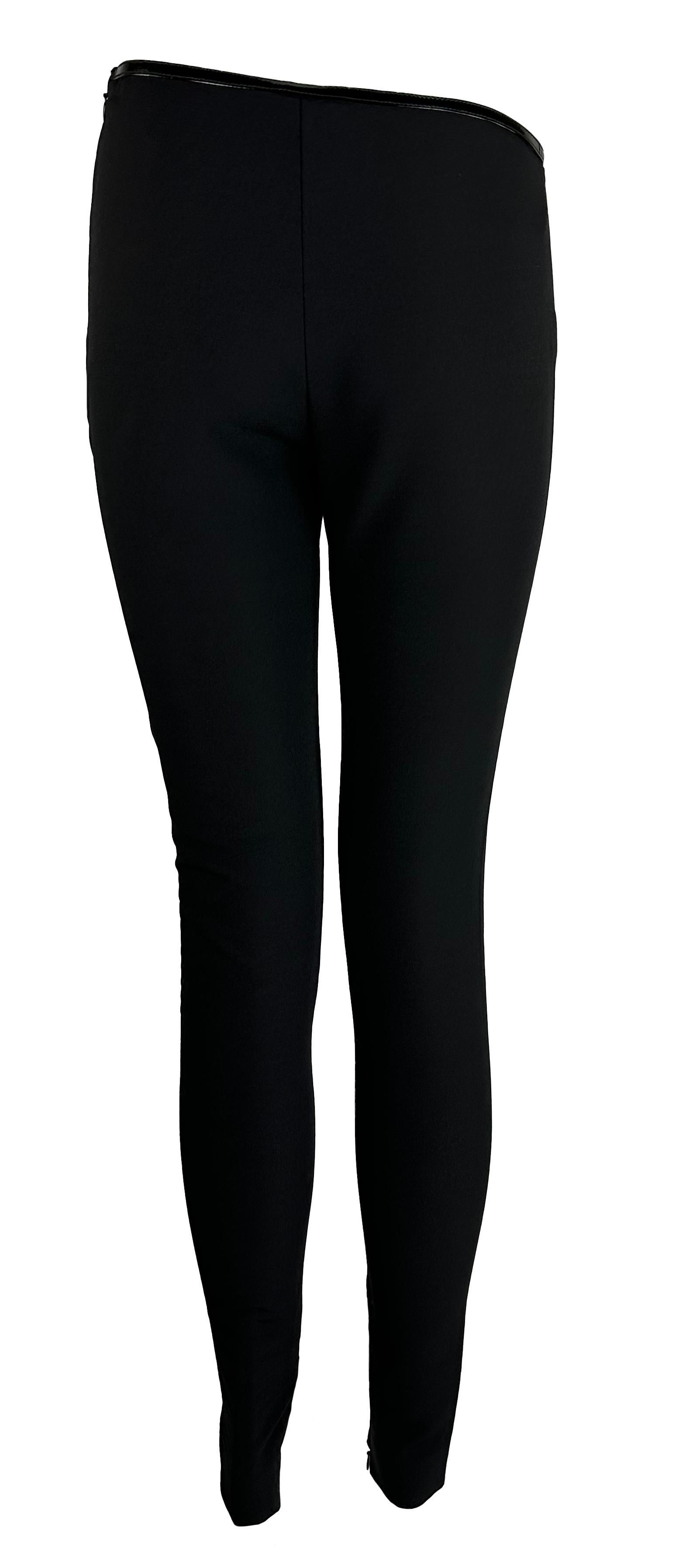 F/W 1997 Gucci by Tom Ford Runway Black Square 'G' Buckle Patent Stretch Pants For Sale 5