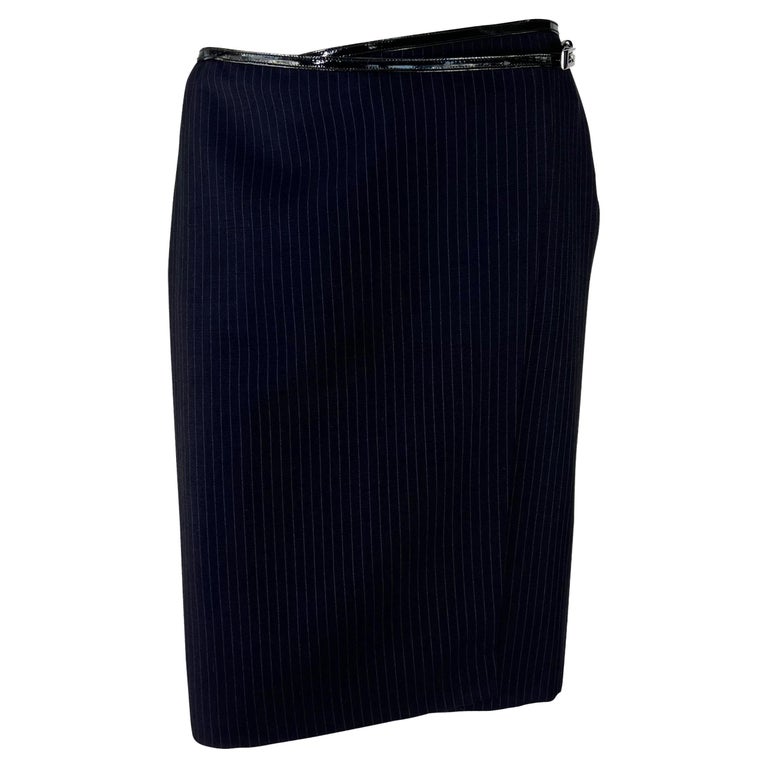 F/W 1997 Gucci by Tom Ford Runway G Logo Buckle Wrap Pinstripe Belted Wool Skirt For Sale 4