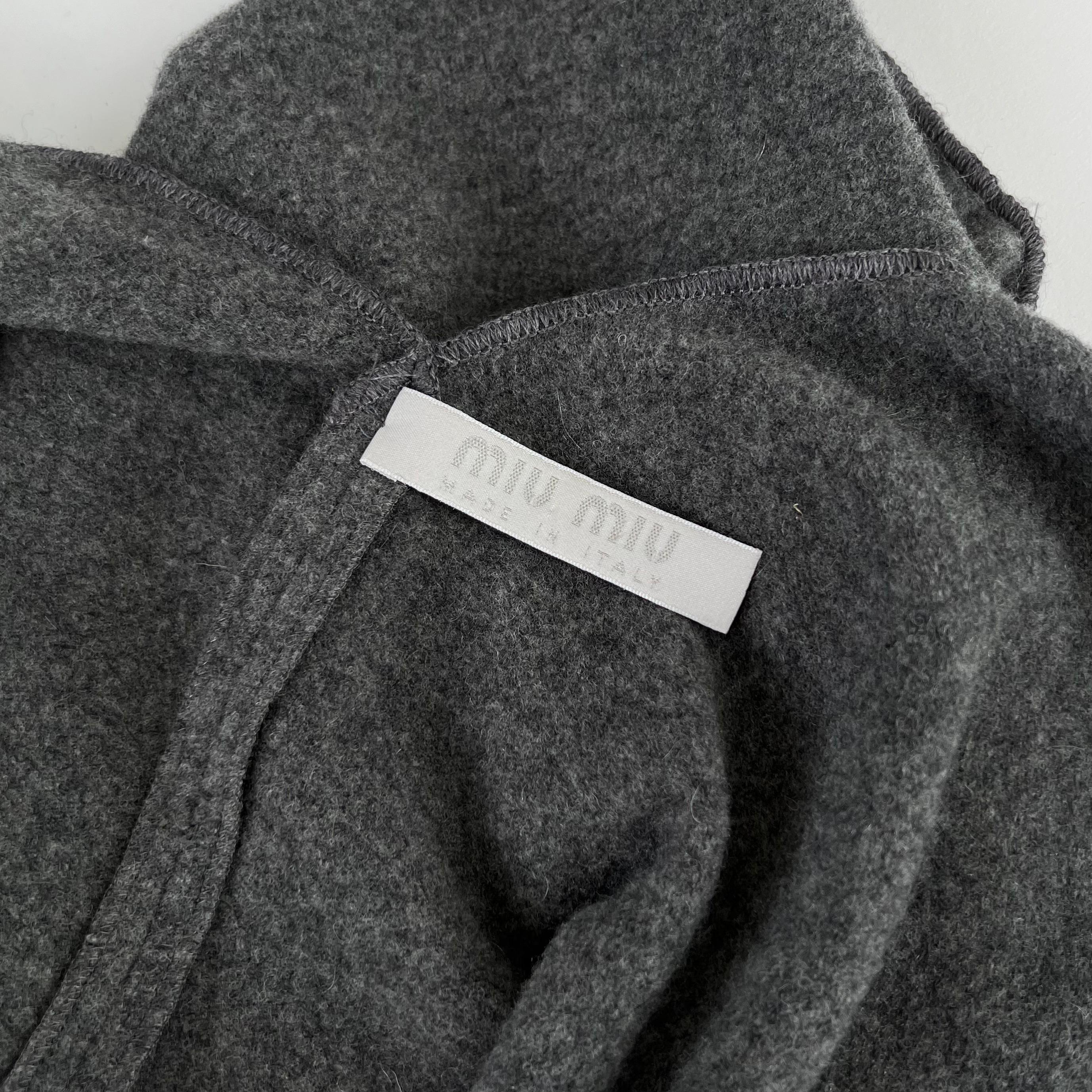 F/W 1997 Miu Miu Robe de défilé en laine polaire anthracite en vente 1