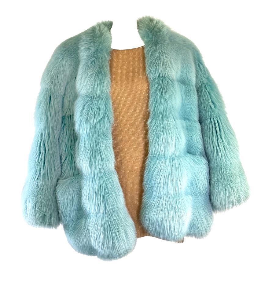 F/W 1997 Tom Ford by Gucci Runway Baby Blue Fox Fur Chubby Museum Coat  10
