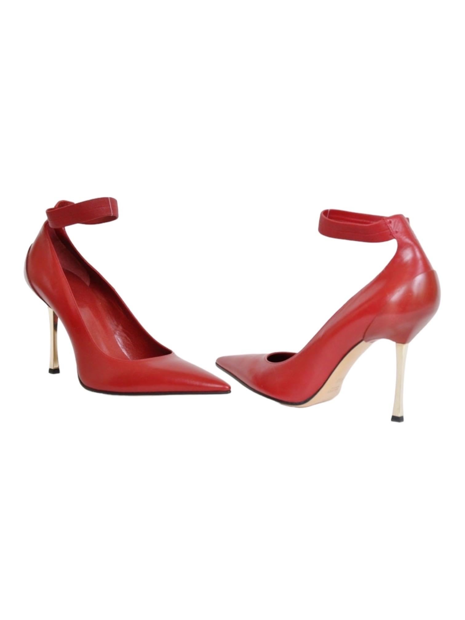 F/W 1997 Tom Ford for Gucci Red Leather Ankle-Strap Stiletto Shoes 40 - 10 *NEW! For Sale 1