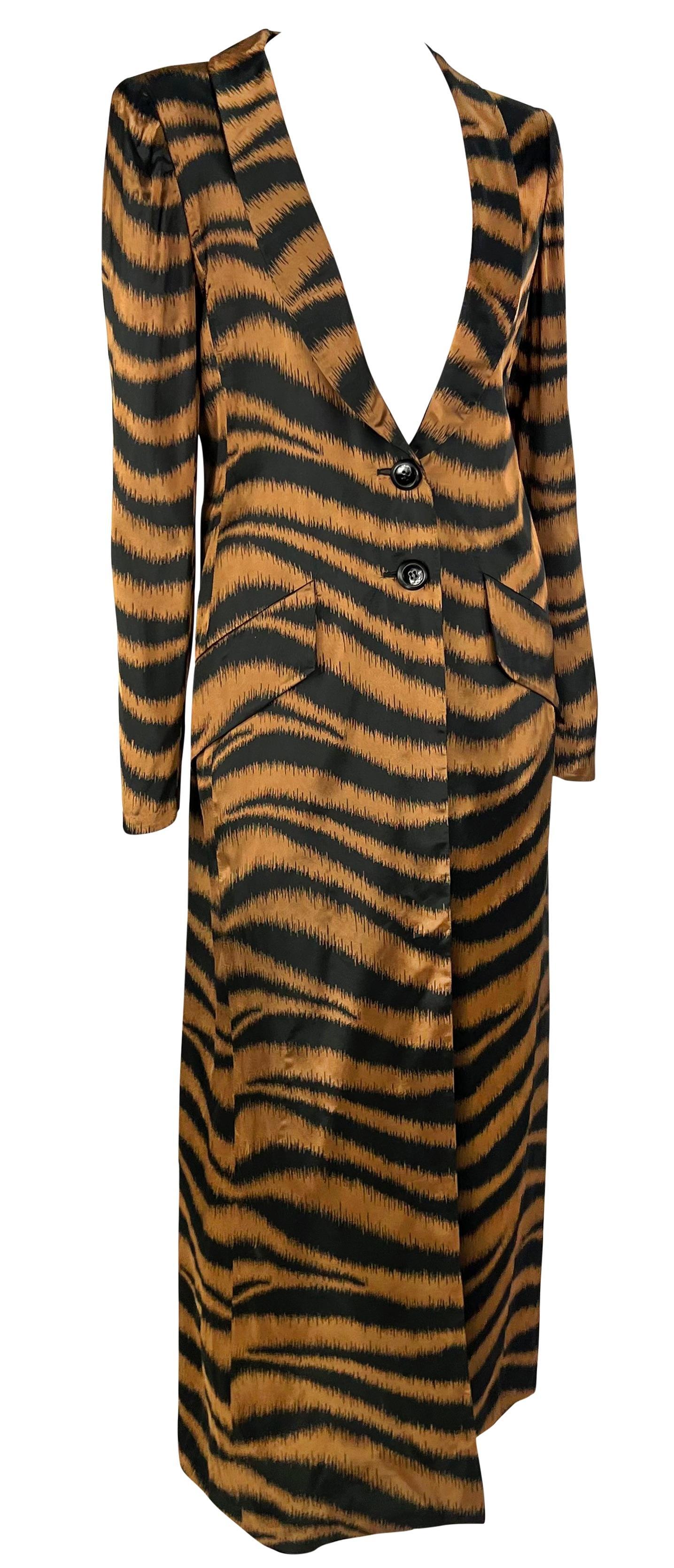 A/I 1997 Valentino Garavani Giacca Cappotto in Raso Marrone con Stampa Animale a tutta lunghezza in vendita 6