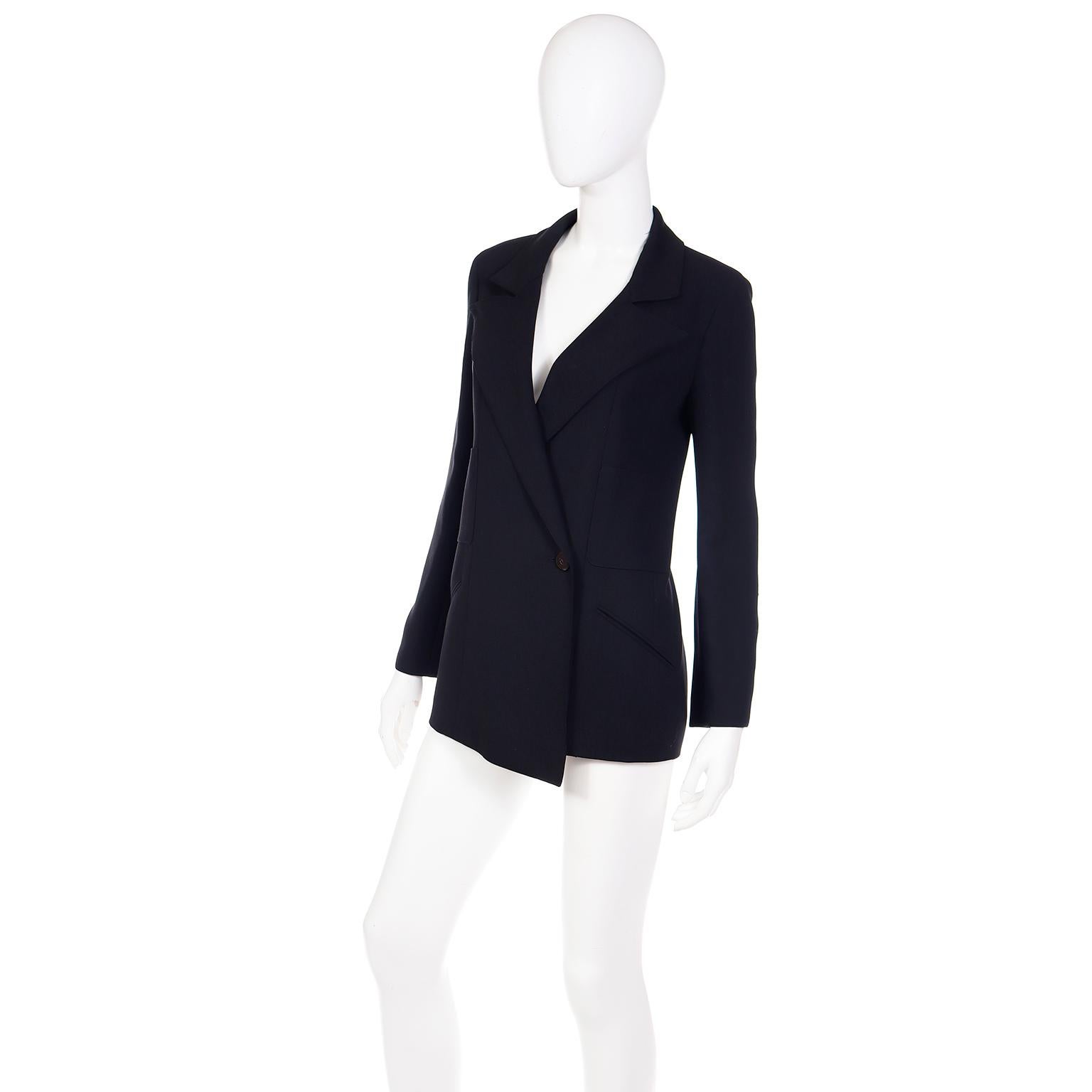 F/W 1998 Chanel Vintage Black Wool Blazer Jacket w CC Button & Silk CC Lining For Sale 1