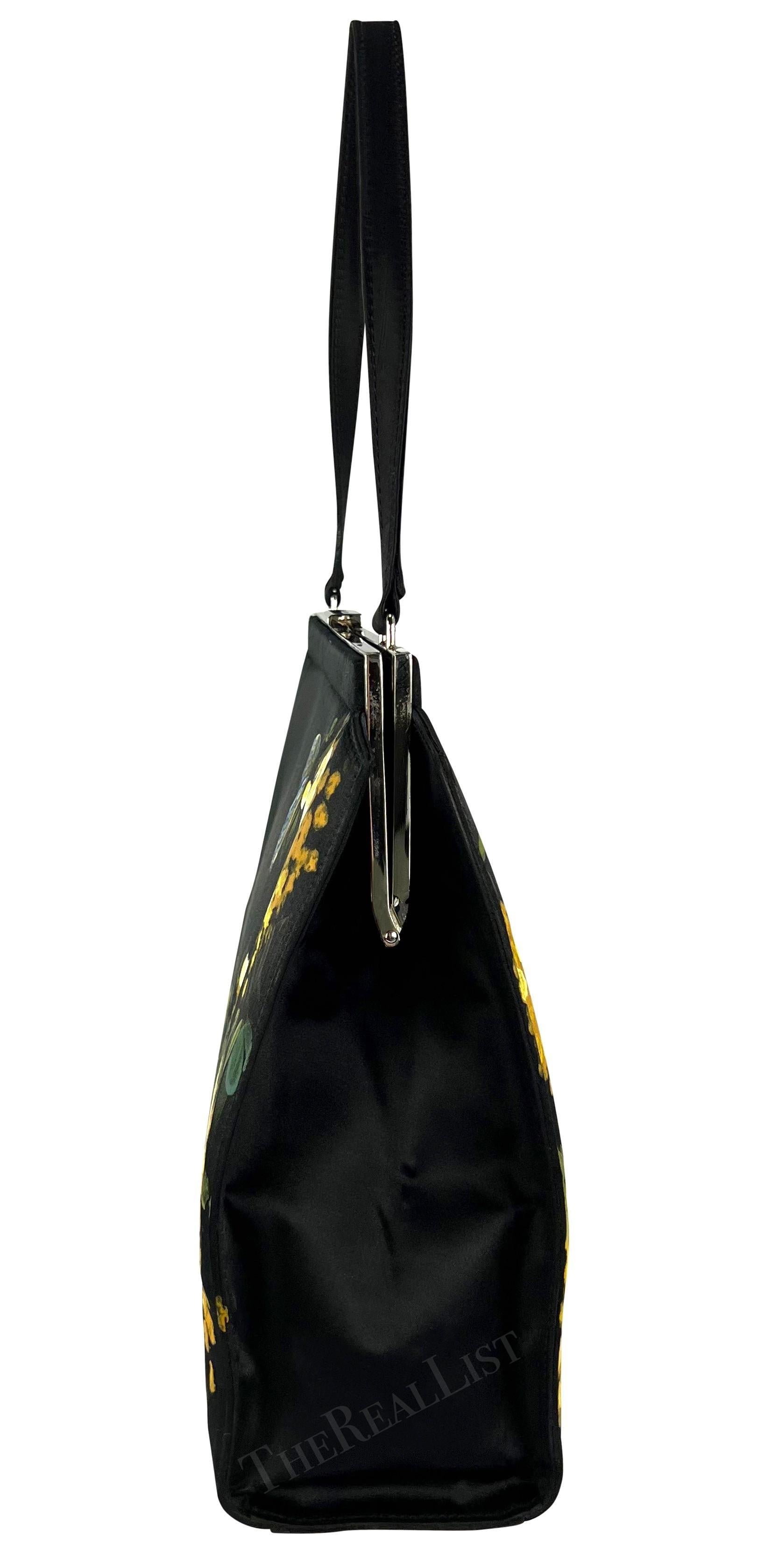 F/W 1998 Dolce & Gabbana Satin noir peint à la main floral jaune Top Handle en vente 4