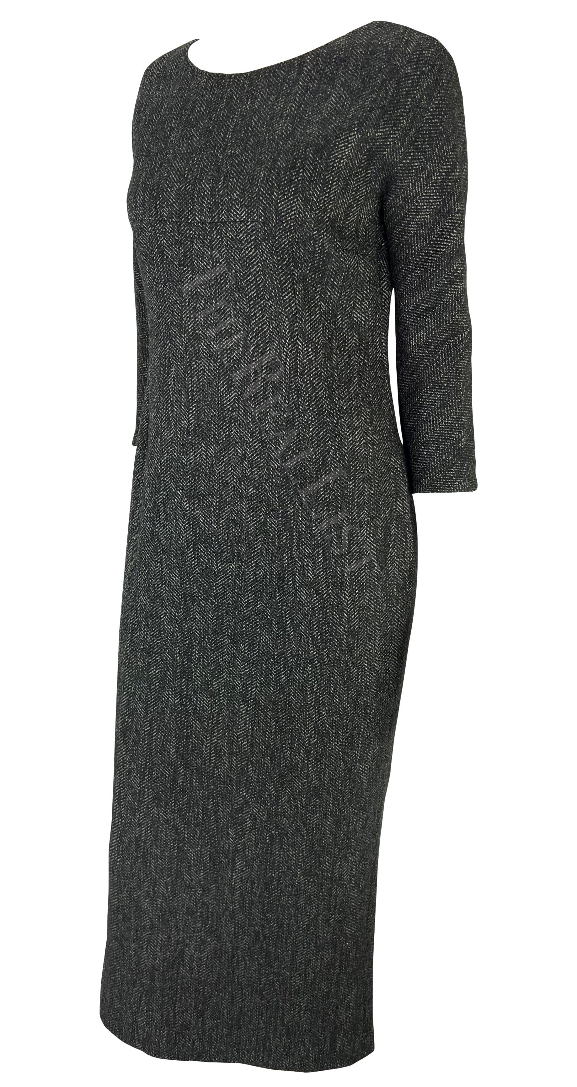 F/W 1998 Dolce & Gabbana Runway Dark Grey Wool Backless Flower Appliqué Dress For Sale 4