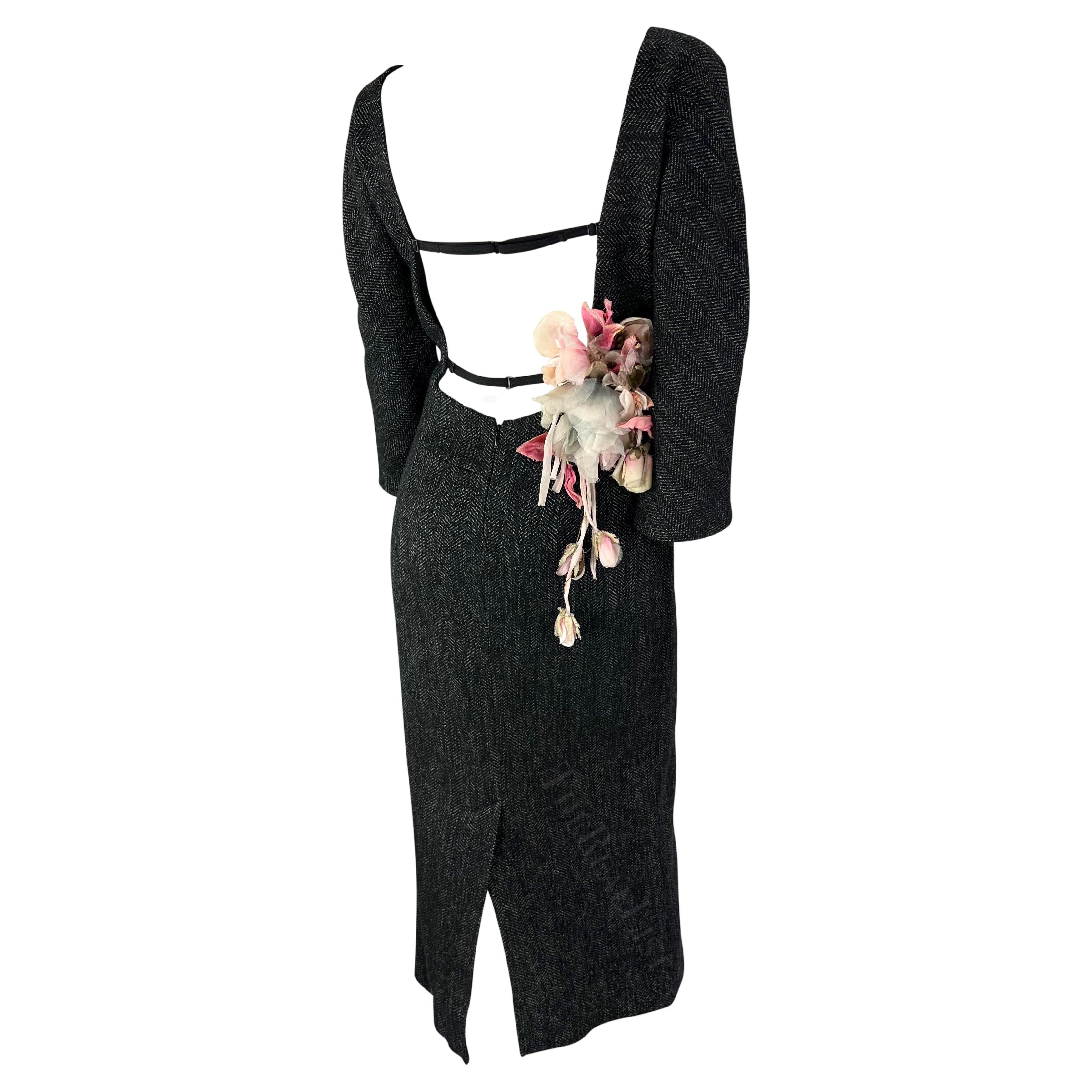 F/W 1998 Dolce & Gabbana Runway Dark Grey Wool Backless Flower Appliqué Dress For Sale