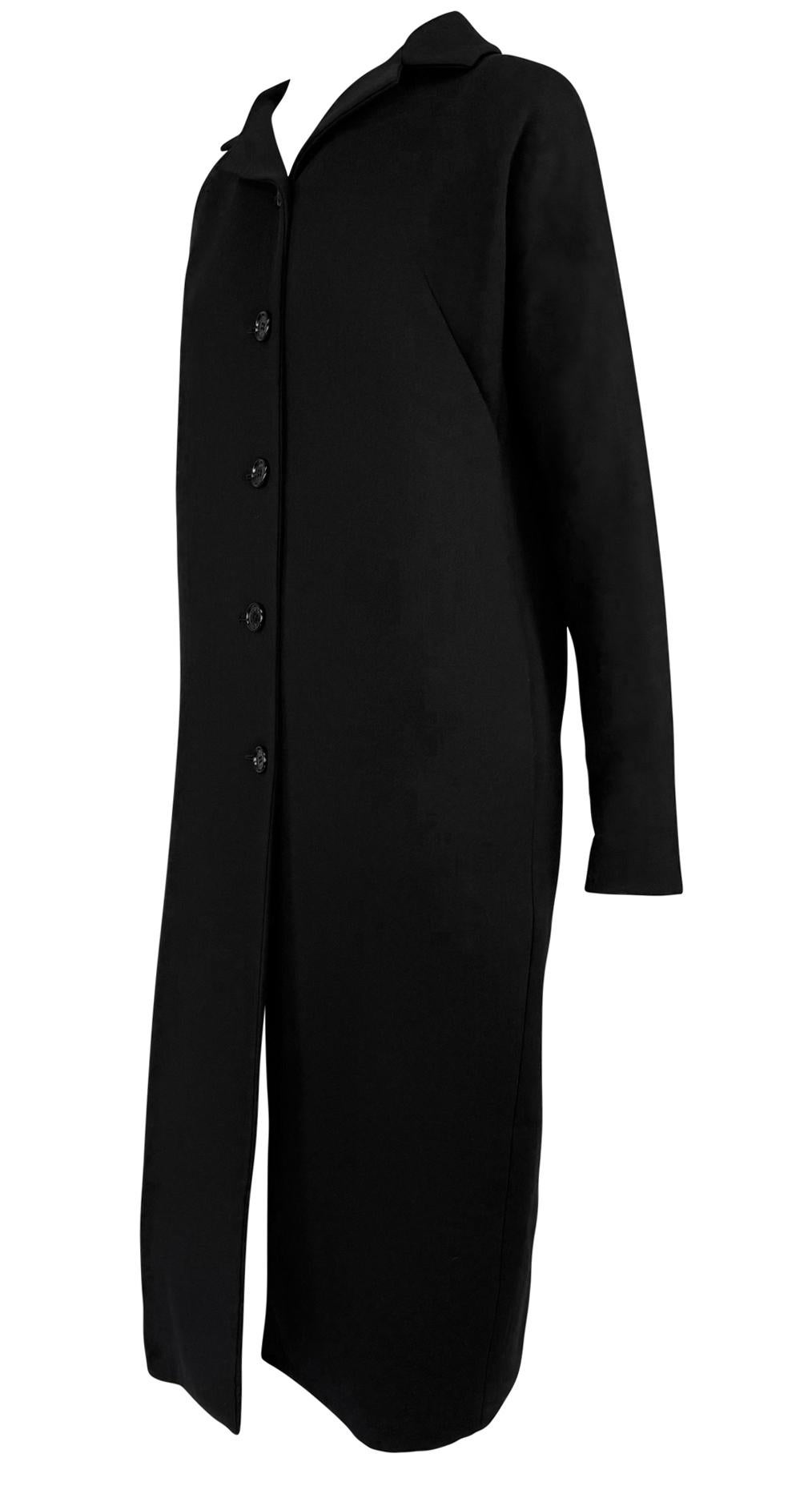 A/I 1998 Dolce & Gabbana: cappotto oversize in lana nera In condizioni ottime in vendita a West Hollywood, CA