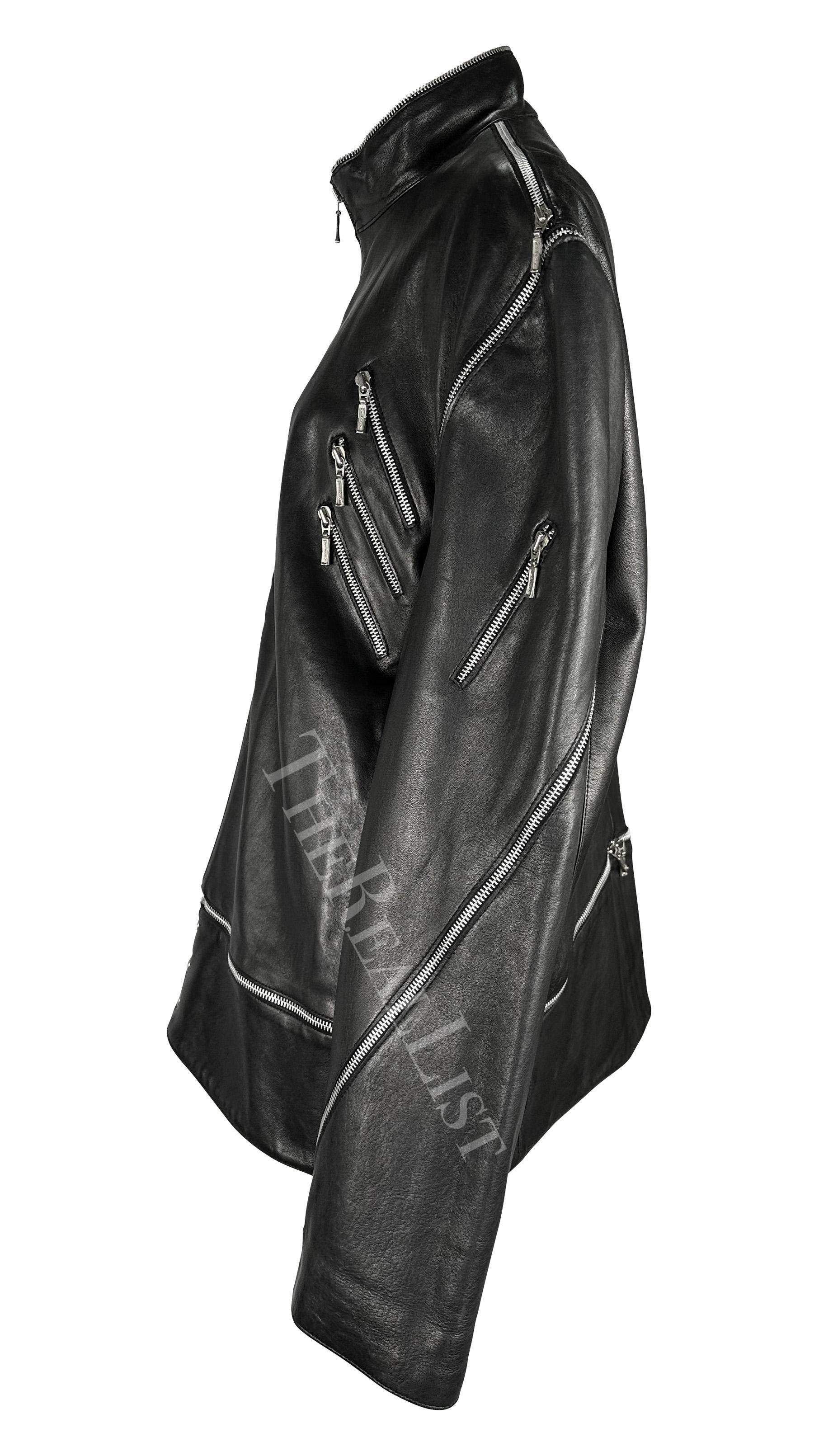 F/W 1998 Gianni Versace by Donatella Mens Runway Zip Accent Leather Moto Jacket For Sale 1