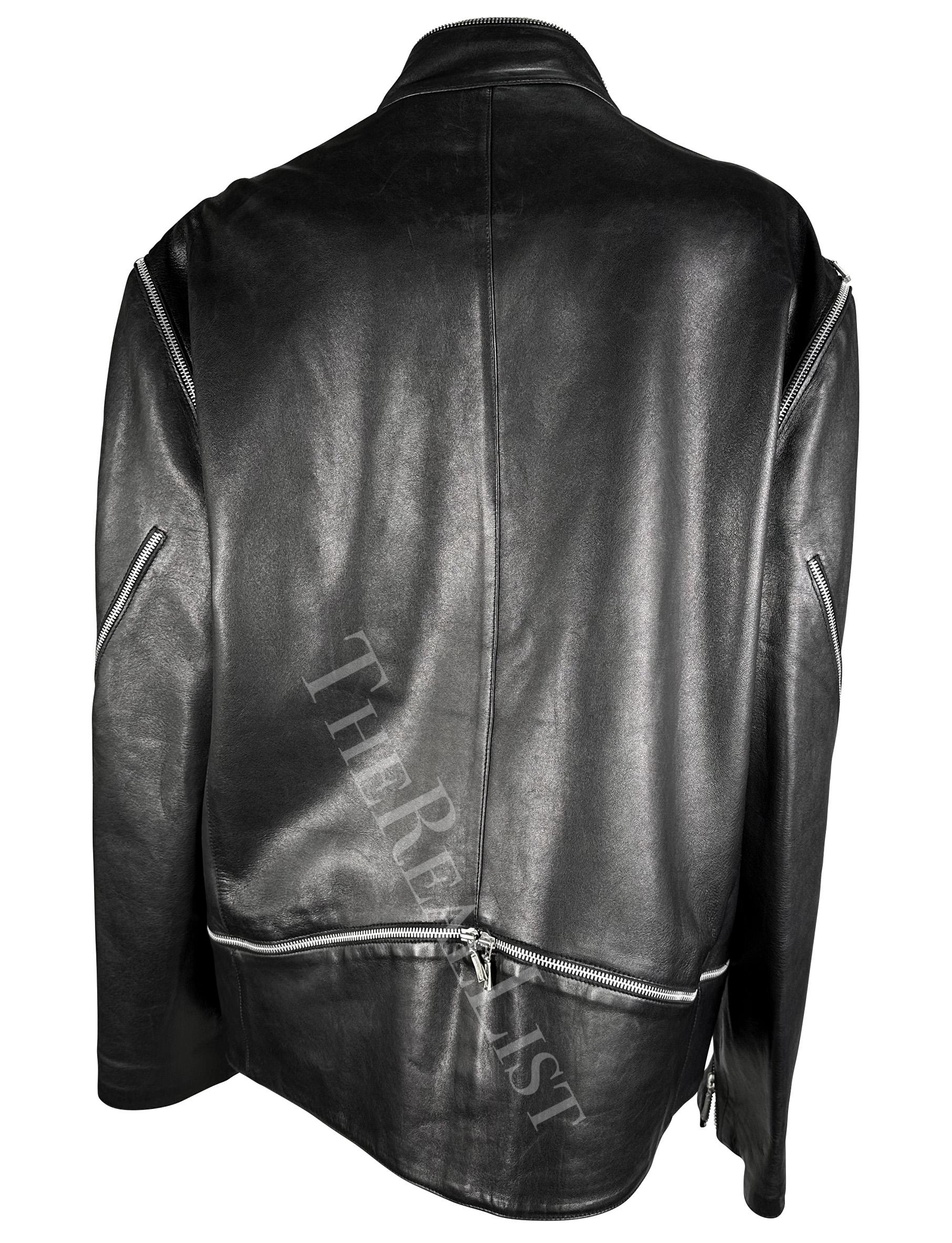 F/W 1998 Gianni Versace by Donatella Mens Runway Zip Accent Leather Moto Jacket For Sale 2