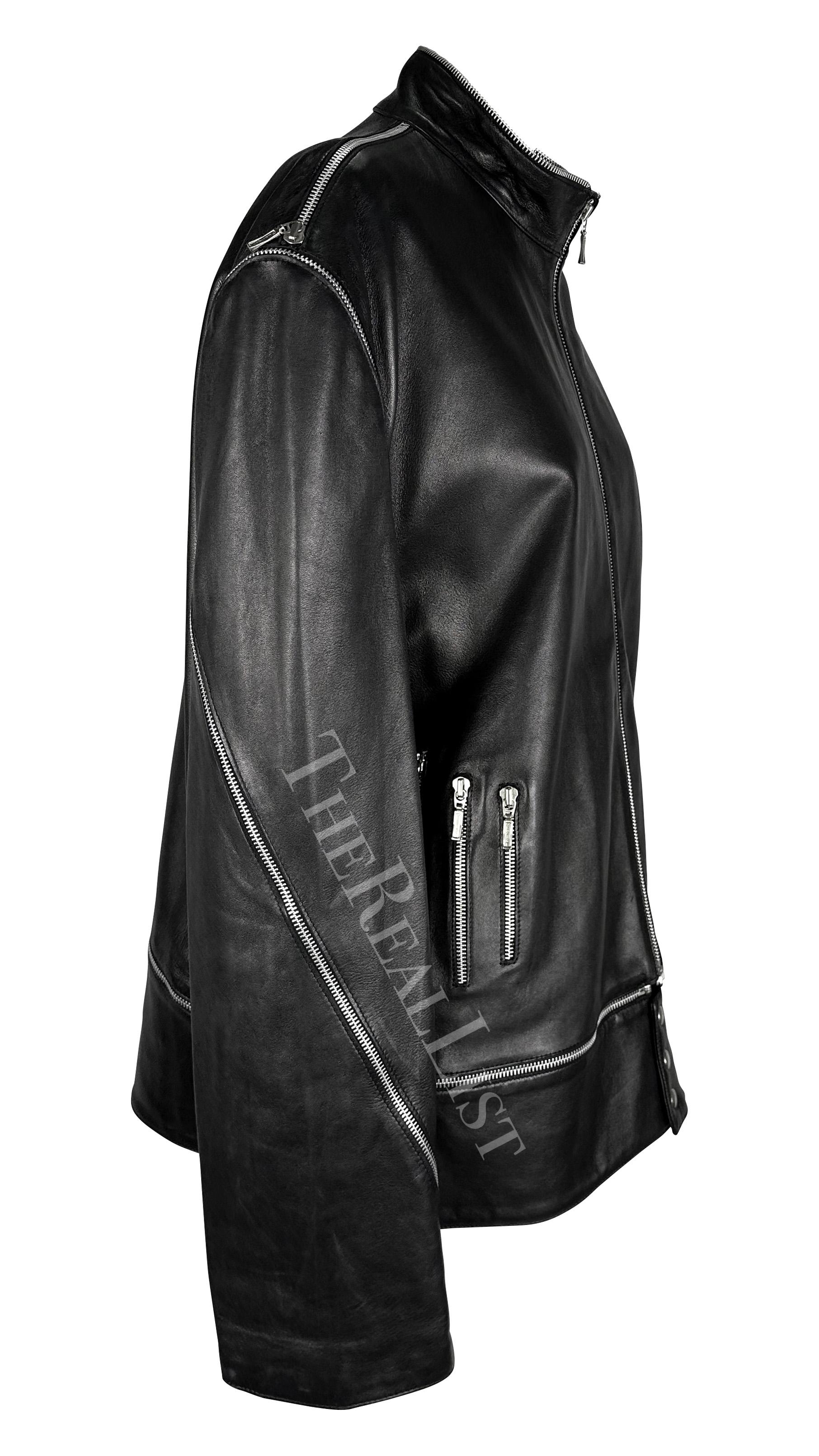 F/W 1998 Gianni Versace by Donatella Mens Runway Zip Accent Leather Moto Jacket For Sale 3