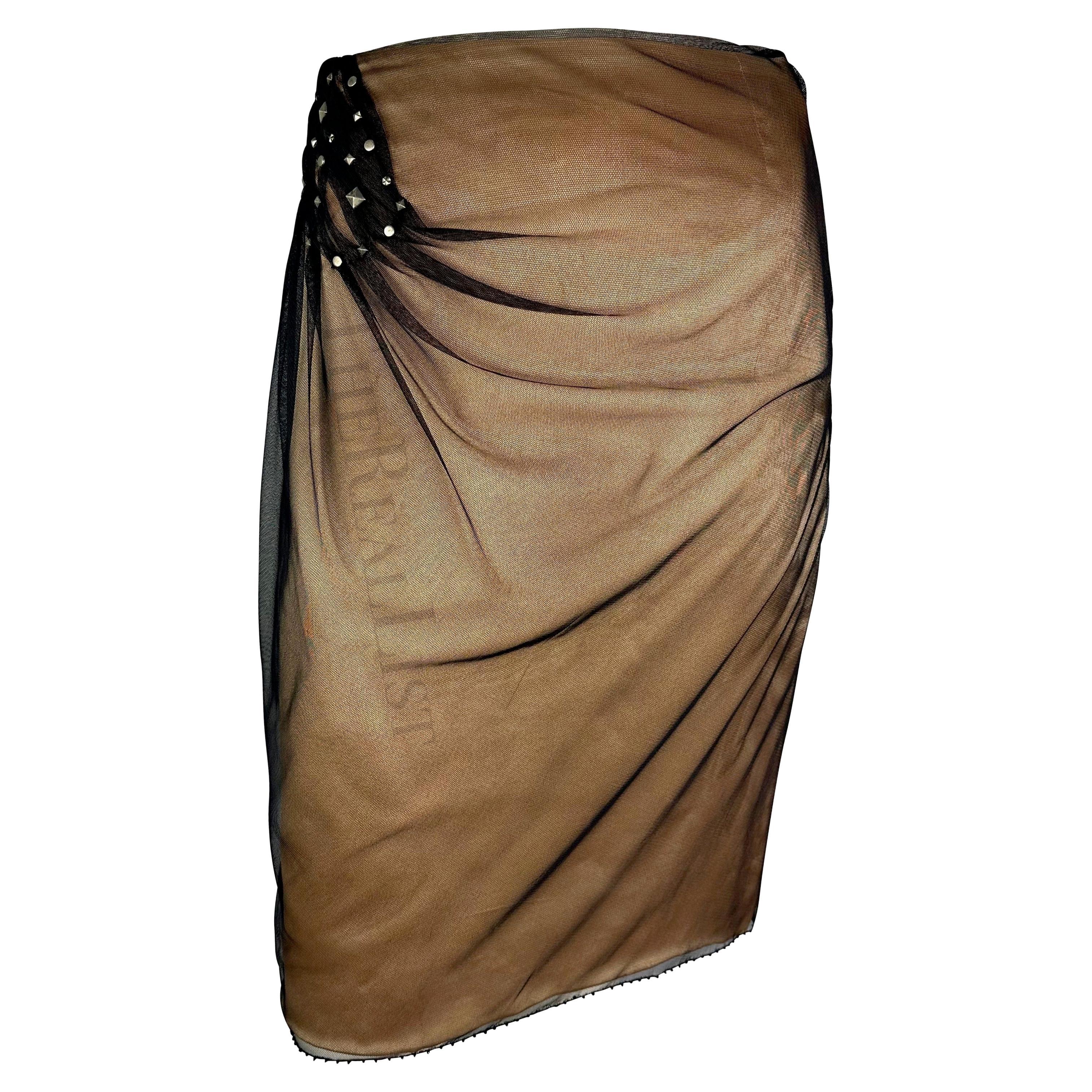 A/I 1998 Gianni Versace by Donatella Versace Runway Ad Beige Gonna in tulle con borchie in vendita 6