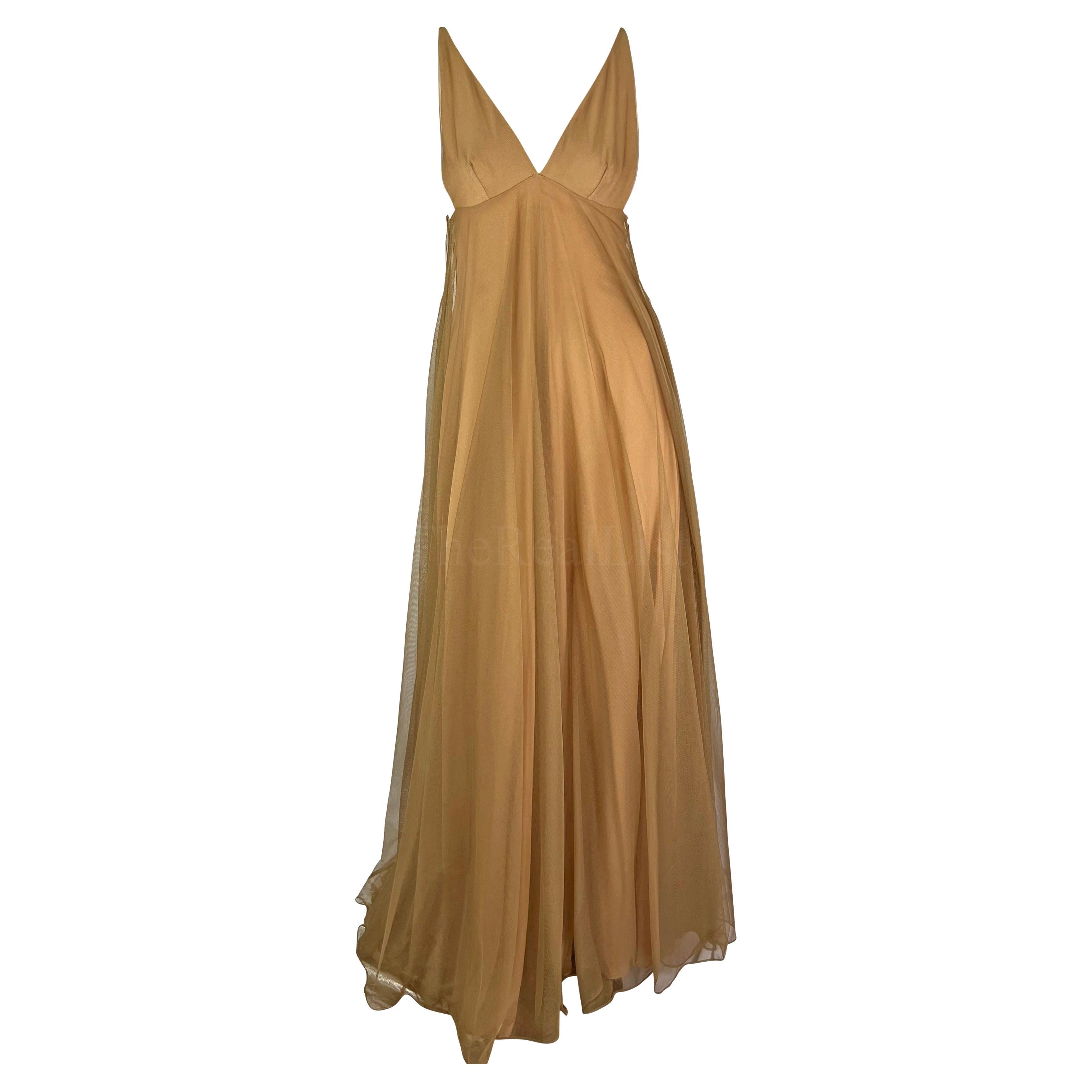 F/W 1998 Gucci by Tom Ford Beige Tulle Plunging Runway Gown For Sale