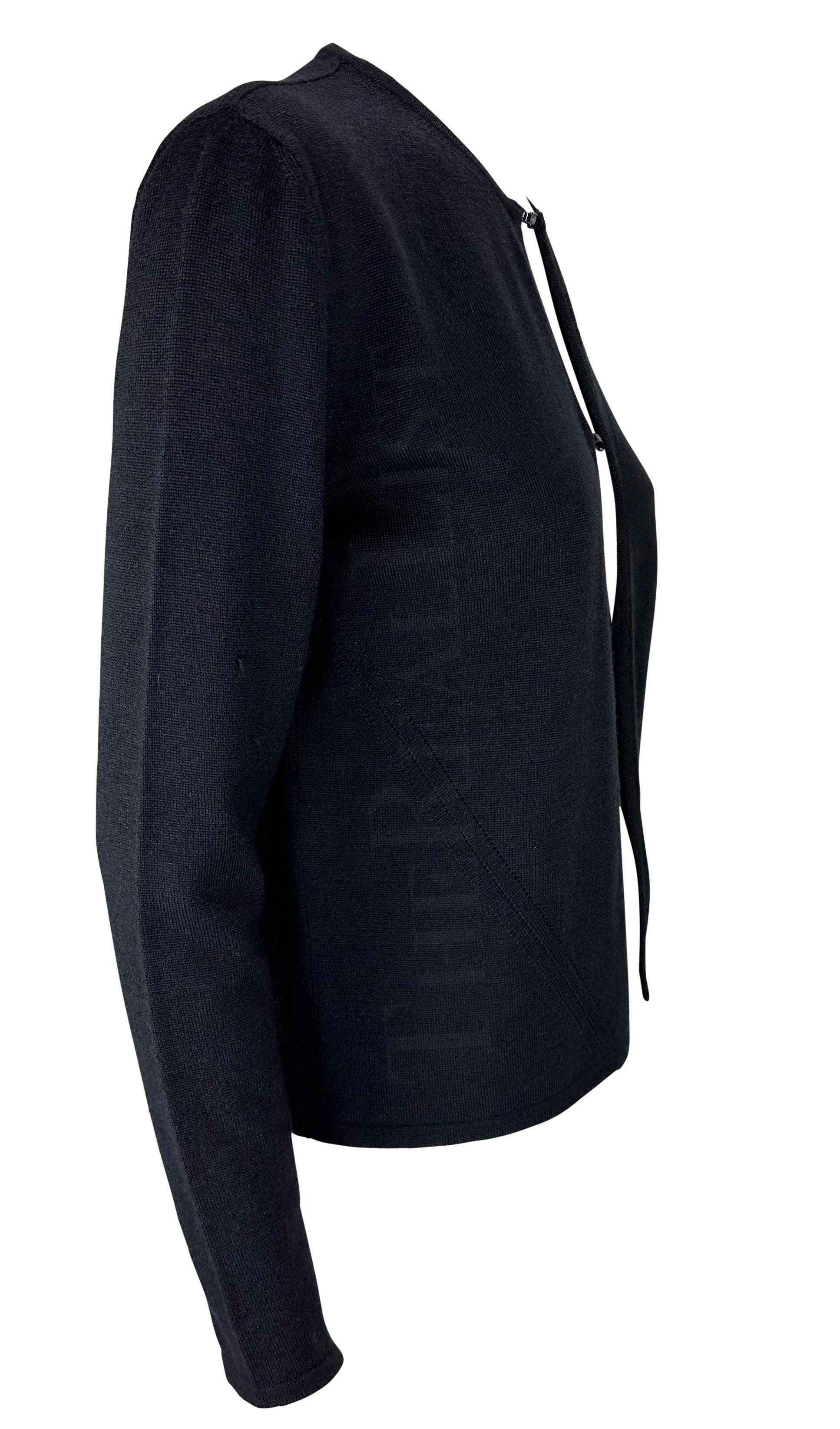 Cardigan à boucle logo ouverte anthracite Gucci by Tom Ford, A/H 1998 en vente 1