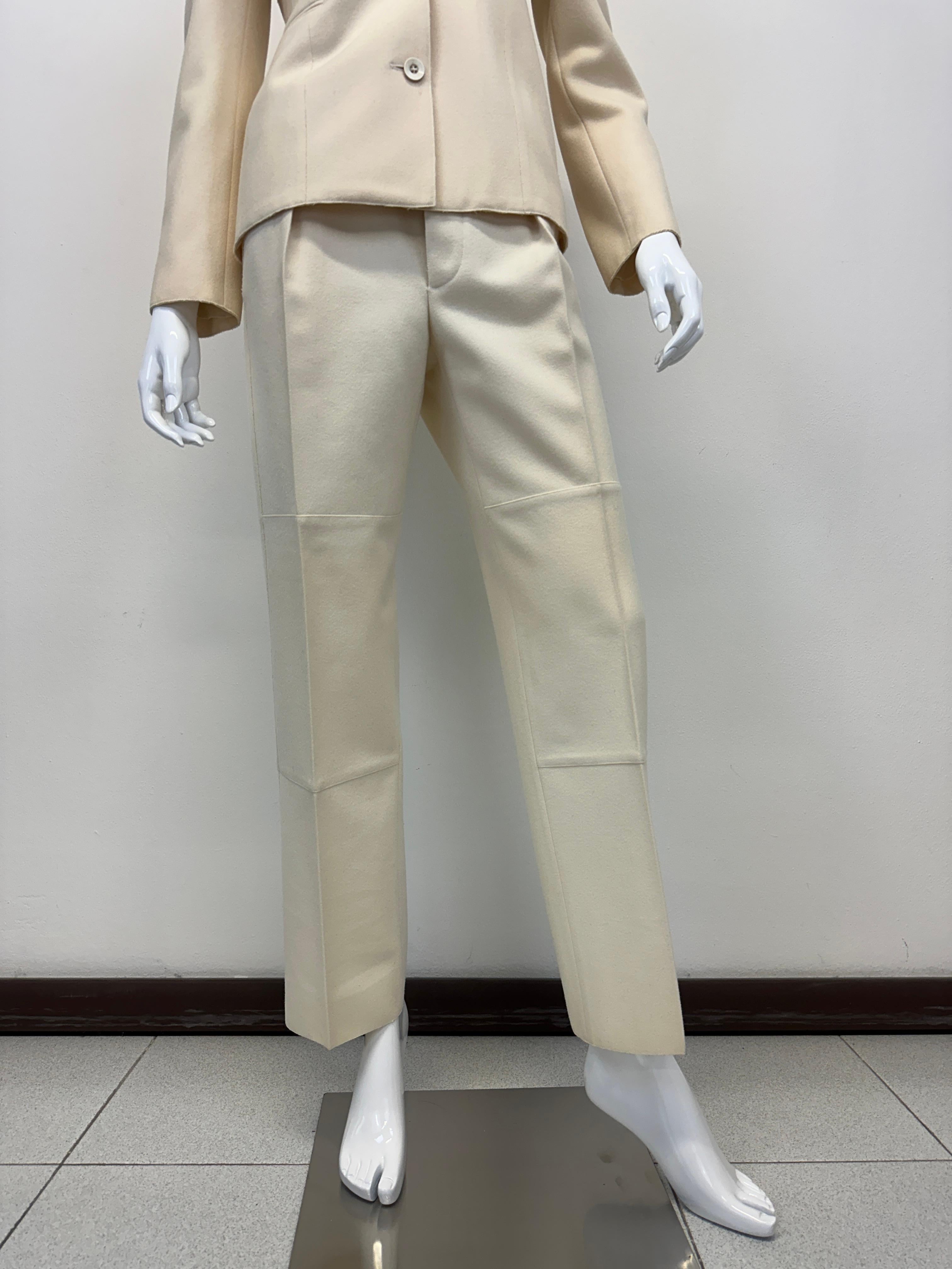 F/W 1998 Gucci by Tom Ford pasarela conjunto blazer y pantalón de lana crudo 1