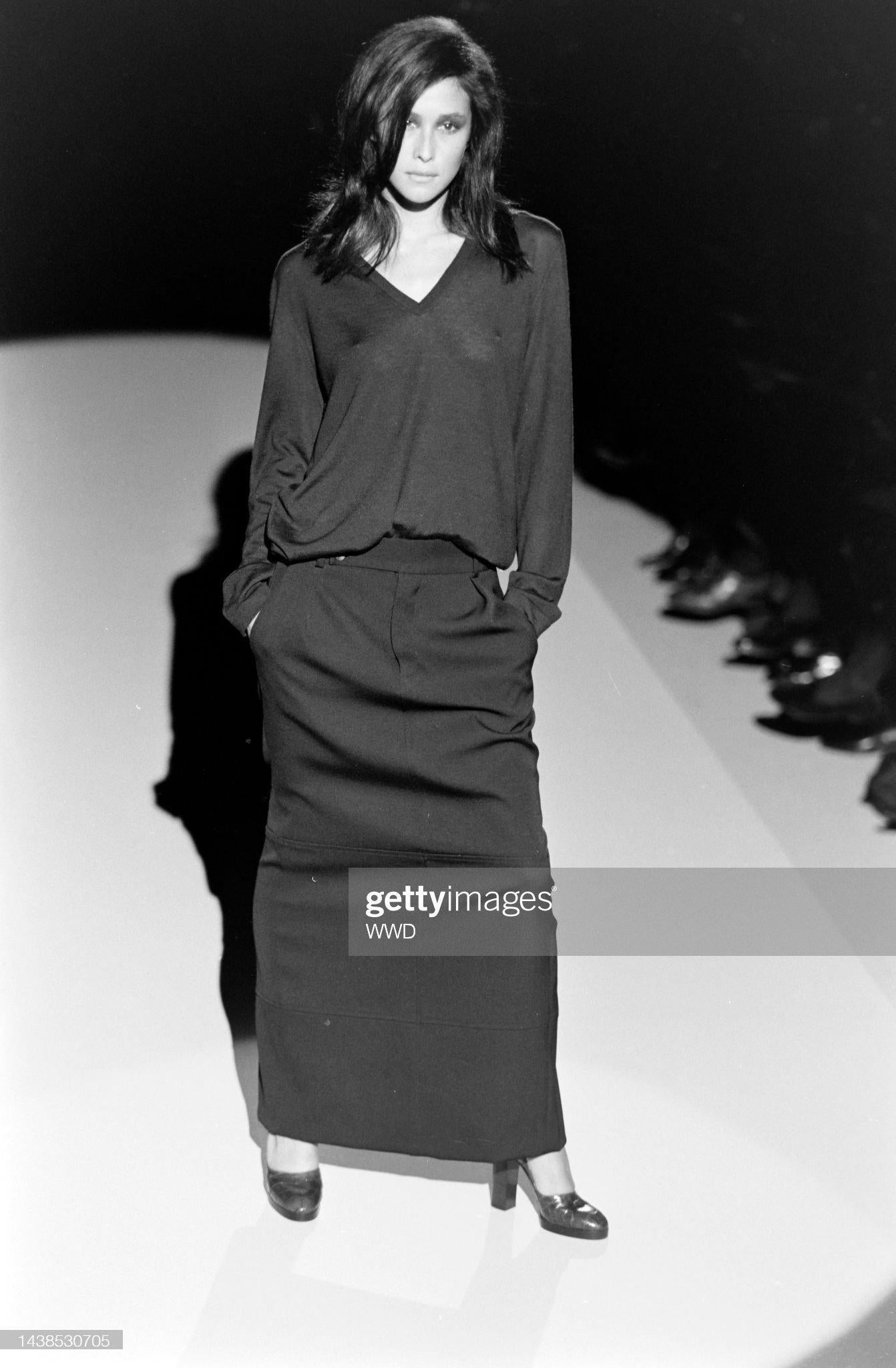 A/I 1998, Gucci by Tom Ford: Maxi gonna a fessura in lana con fibbia nera in vendita 3