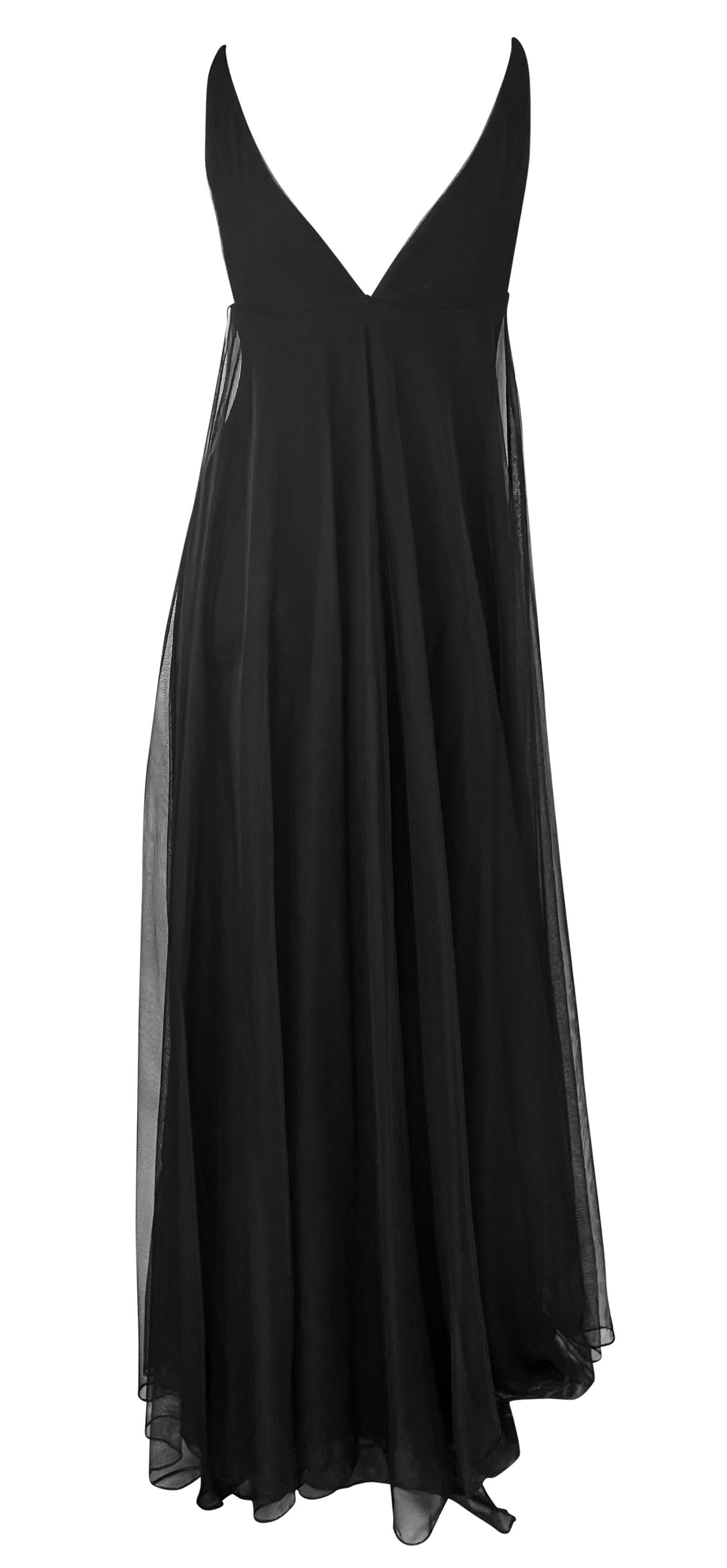 F/W 1998 Gucci by Tom Ford Runway Black Layered Tulle Sheer Plunge Gown For Sale 5