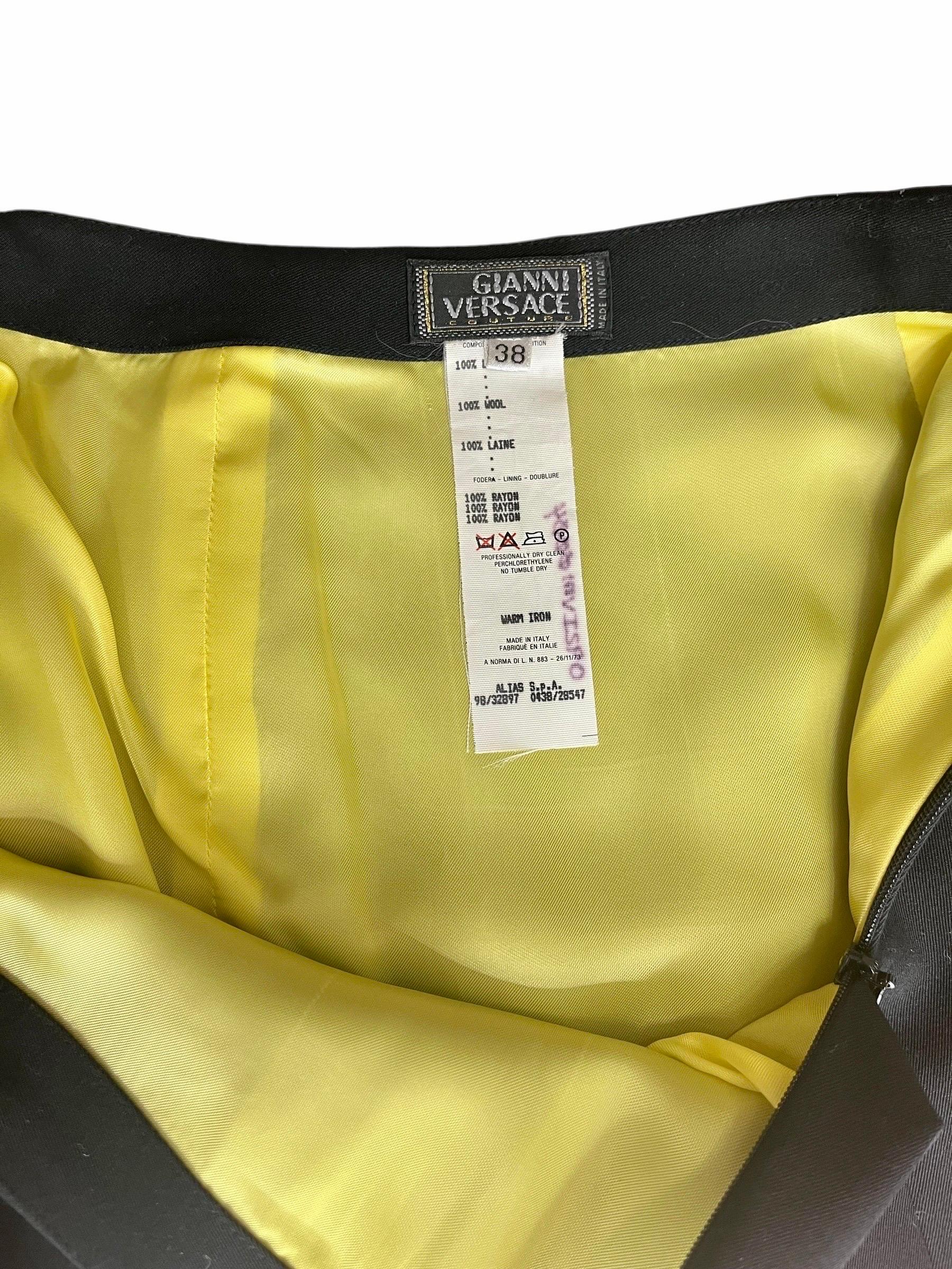 F/W 1998 Iconic Vintage Gianni Versace Couture Falda larga a rayas con abertura alta en venta 1