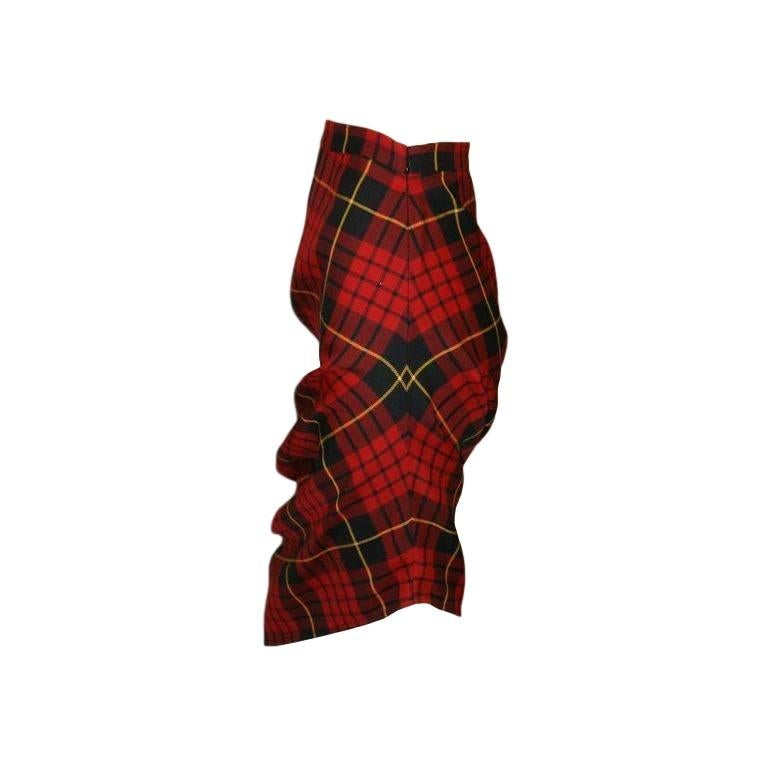 Women's  F/W 1998 Joan Alexander McQueen Bustier Tartan Skirt Set In CR Fashion Book 11