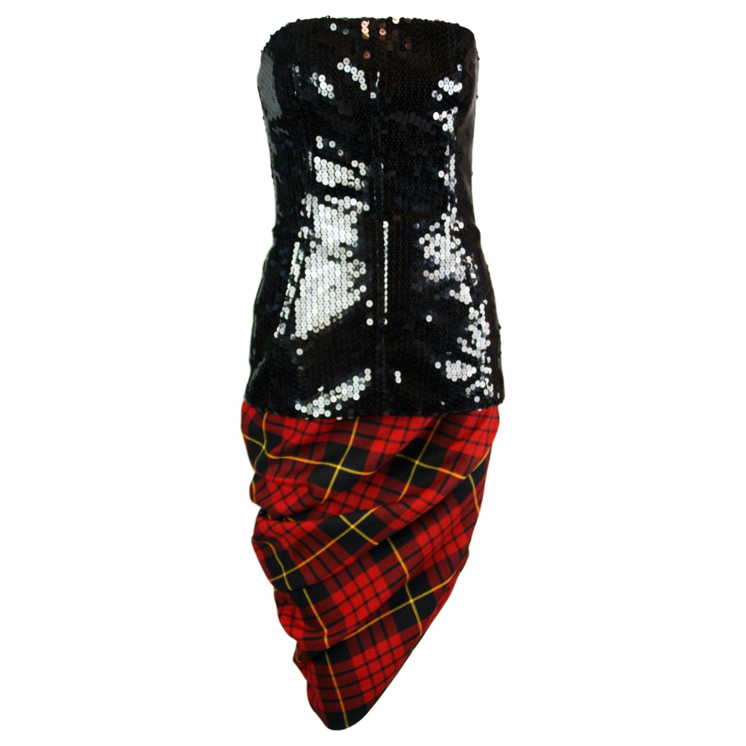  F/W 1998 Joan Alexander McQueen Bustier Tartan Skirt Set In CR Fashion Book 11