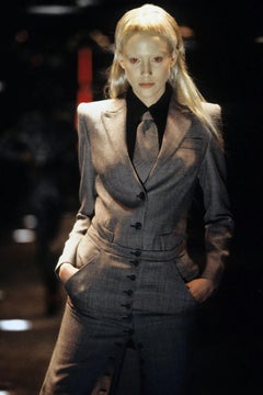 Veste duxander mcqueen avec épaules fortes et poches verticales, A/H 1998  joan
