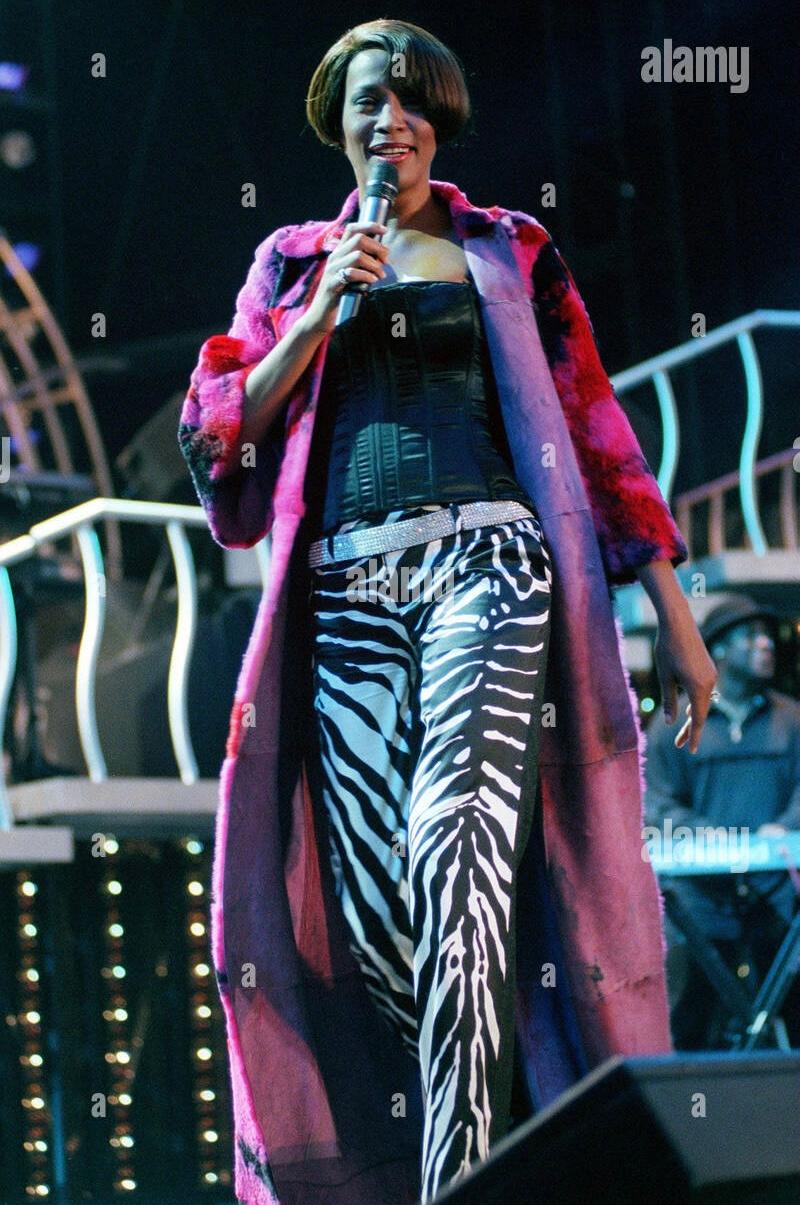 F/W 1999 Dolce & Gabbana 'Kitsch' Runway Pink Purple Tie-Dye Lapin Fur Coat For Sale 2
