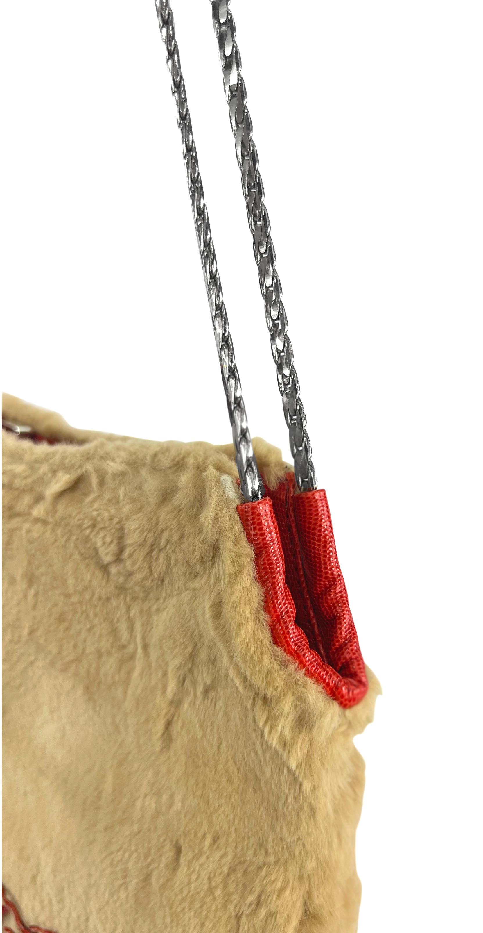F/W 1999 Gianni Versace by Donatella Camel Tone Fur Coral Chain Shoulder Bag For Sale 3