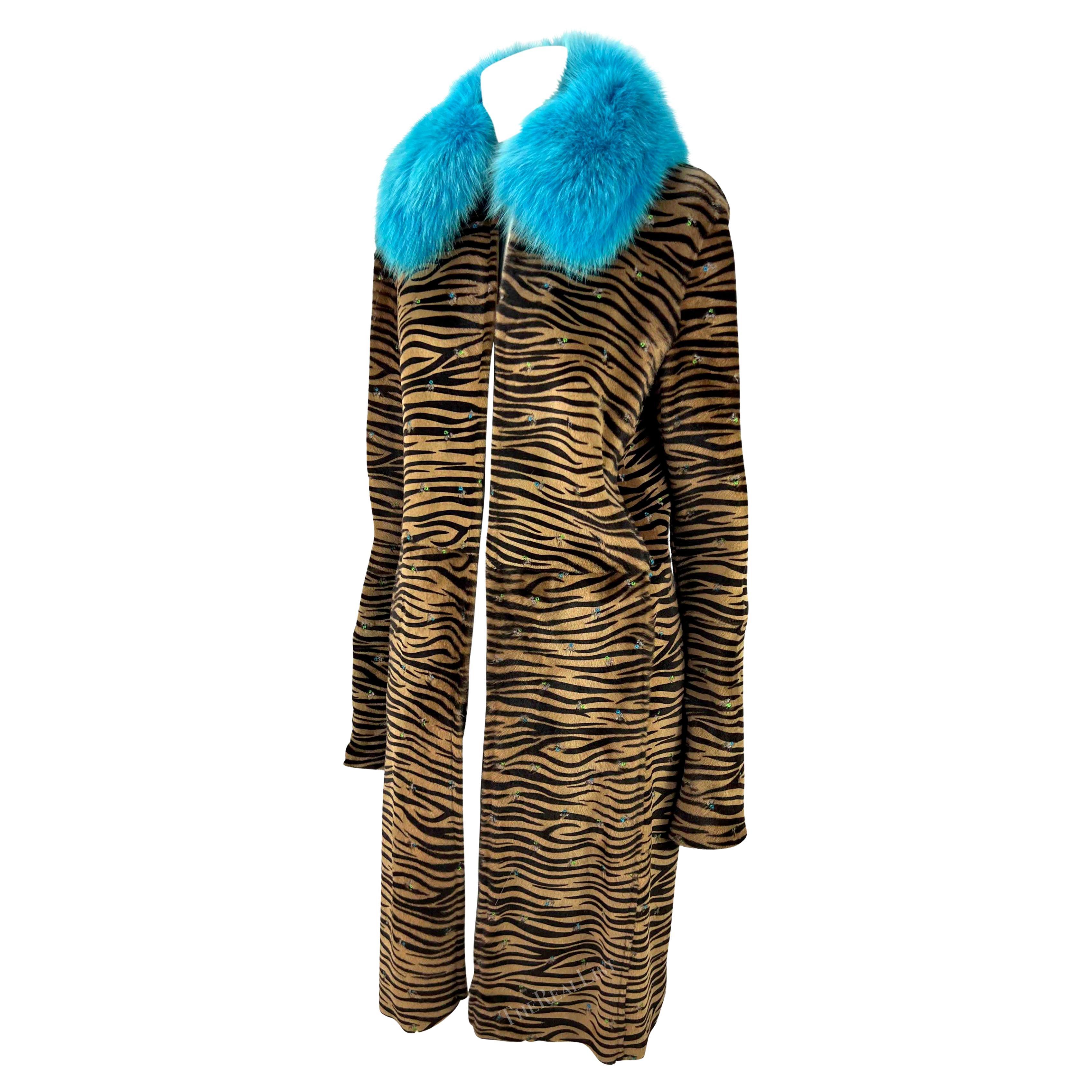 F/W 1999 Gianni Versace by Donatella Embroidered Pony Hair Blue Fox Fur Coat For Sale 5