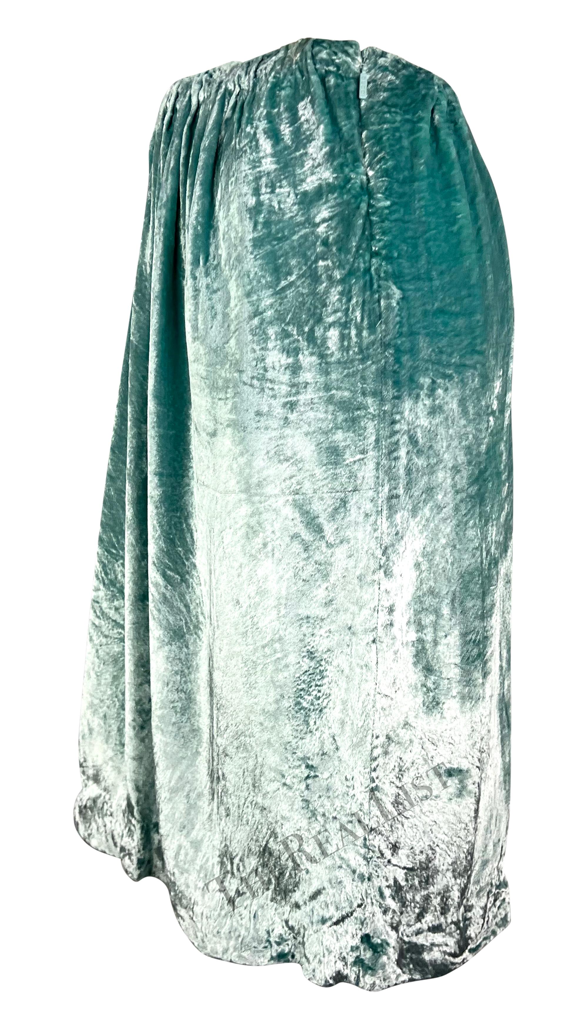 F/W 1999 Gucci by Tom Ford Aqua Blue Ruched Crushed Velvet Skirt In Good Condition In West Hollywood, CA