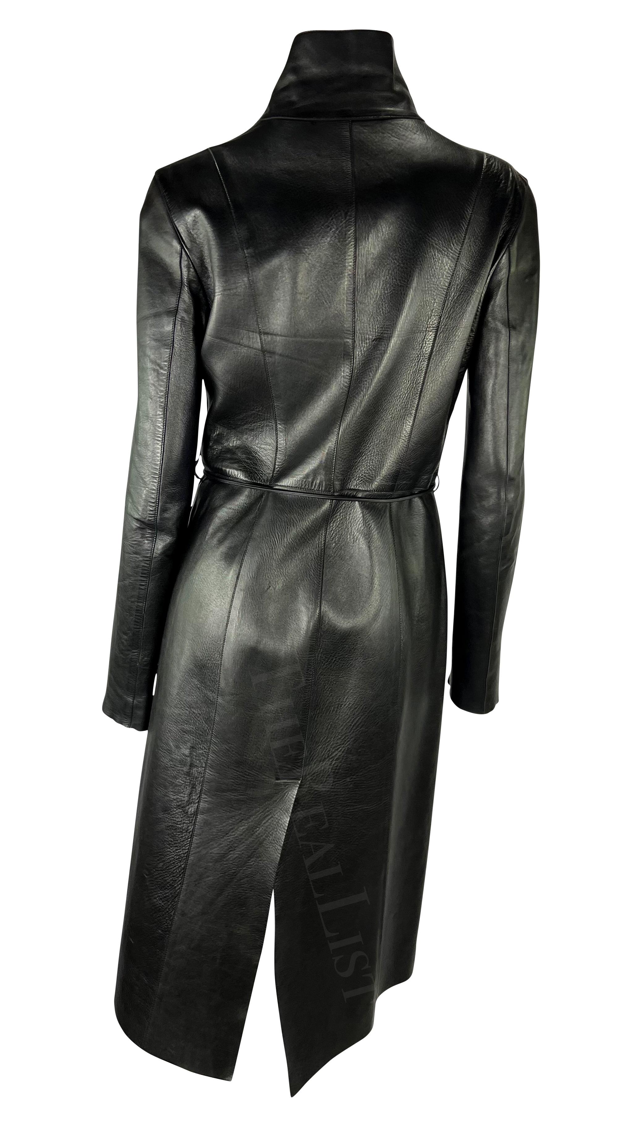 Women's F/W 1999 Gucci by Tom Ford Black Leather Belted Zip Full-Length Coat