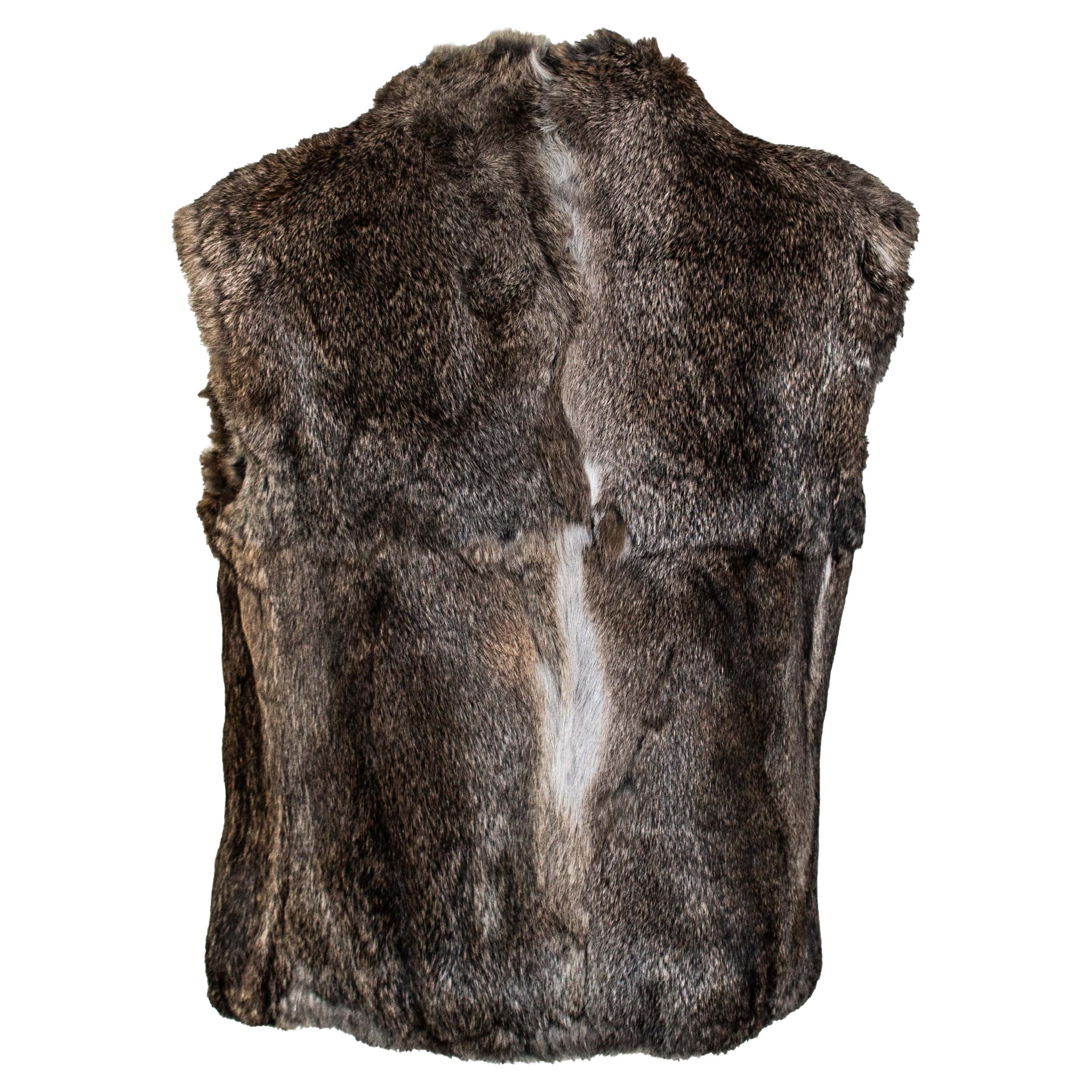 F/W 1999 Gucci by Tom Ford Chaleco de piel de conejo reversible de pelo de becerro Beige