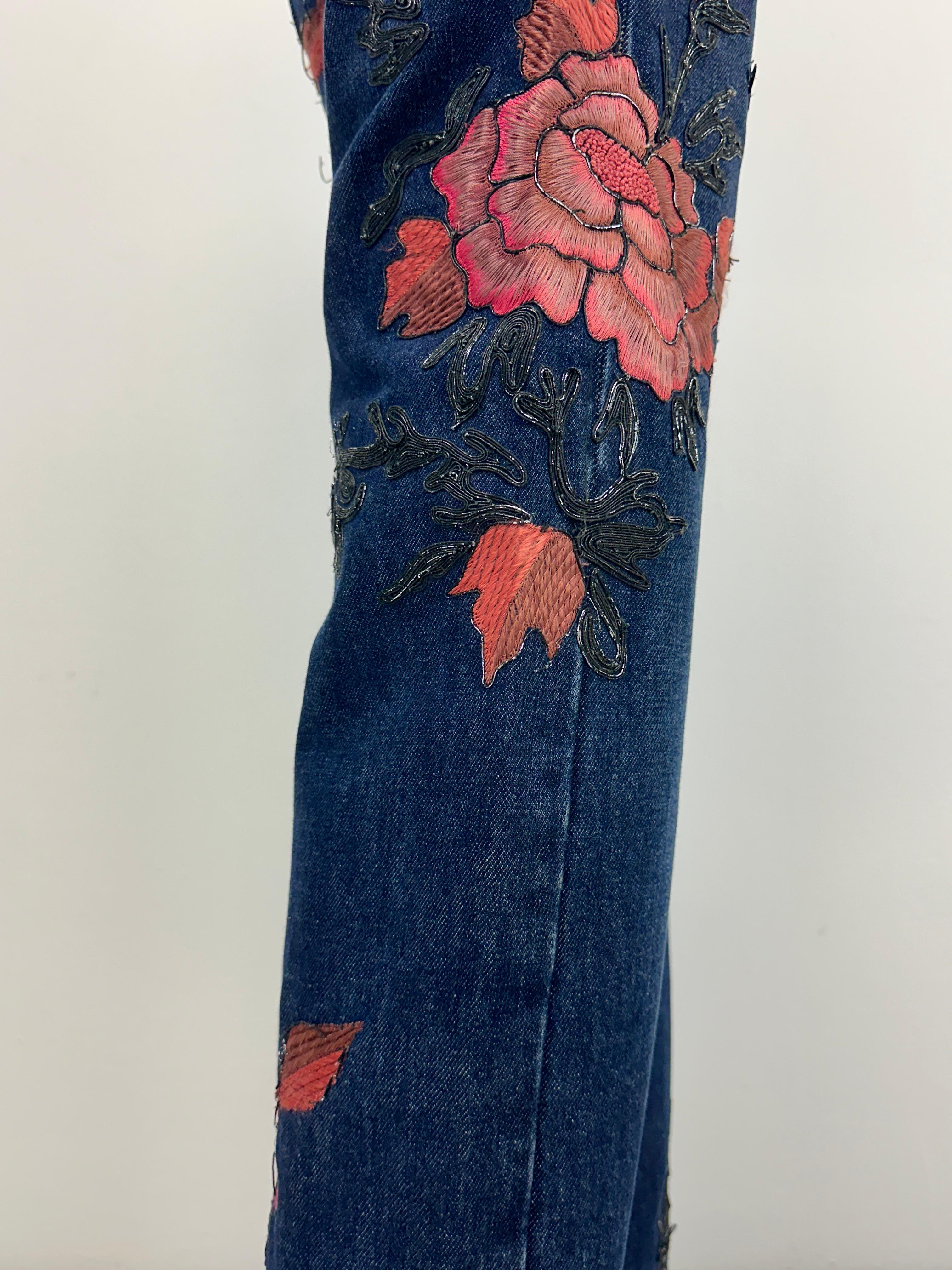 F/W 1999 Gucci by Tom Ford runway floral embroidered jeans For Sale 9
