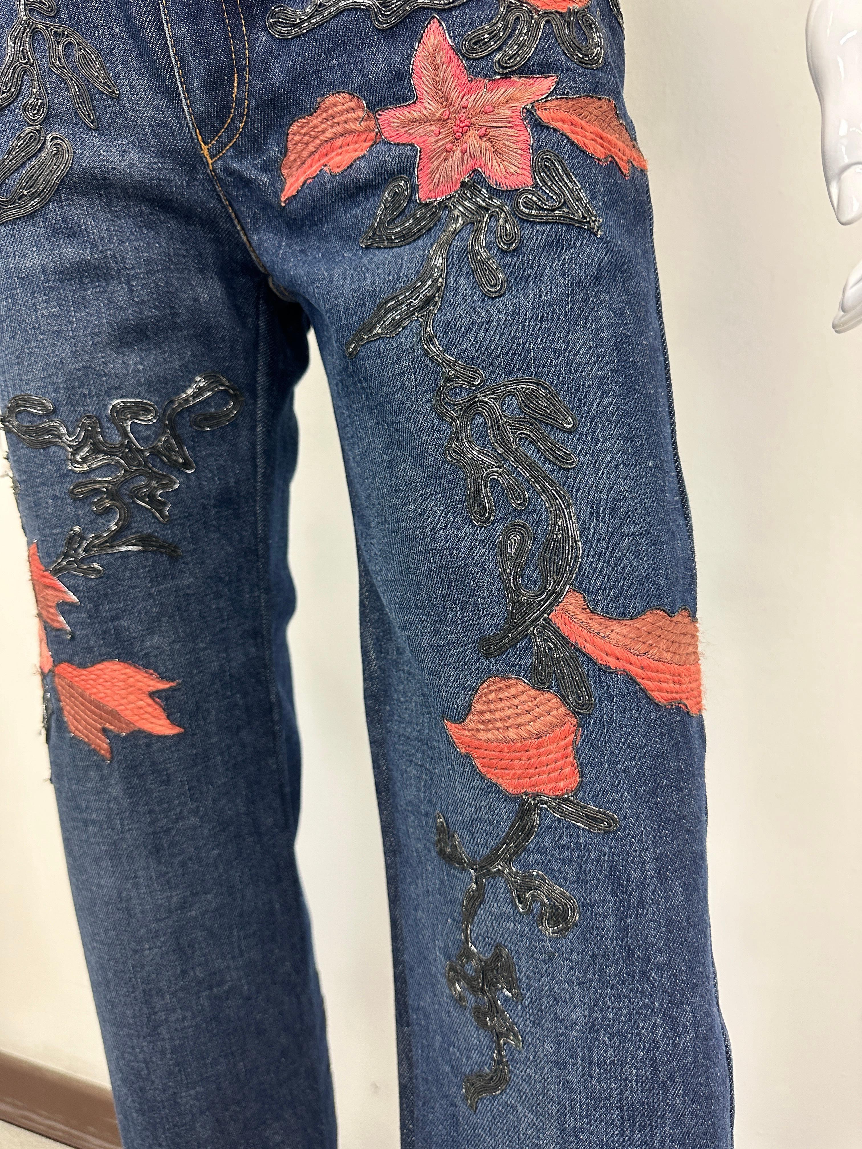 F/W 1999 Gucci by Tom Ford floral embroidered jeans For Sale 4