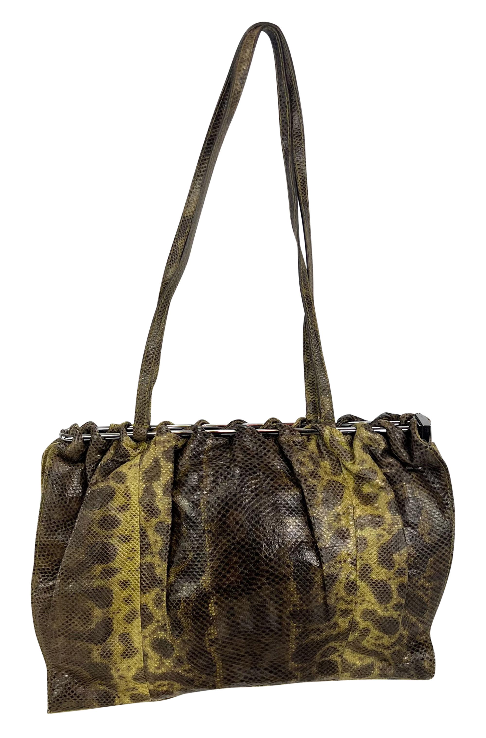 F/W 1999 Gucci by Tom Ford Green Karung Snakeskin Silver Bar Shoulder Bag For Sale 1