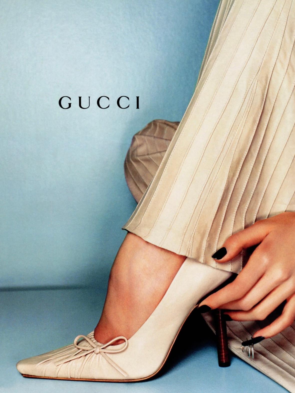 Women's F/W 1999 Gucci by Tom Ford Runway Ad Beige Pintuck Leather Flared Pants For Sale